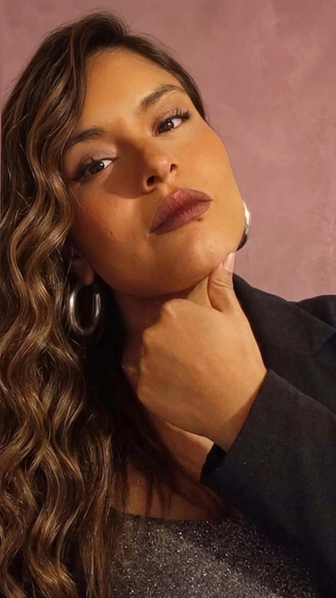 @Emilia R&iacute;os
