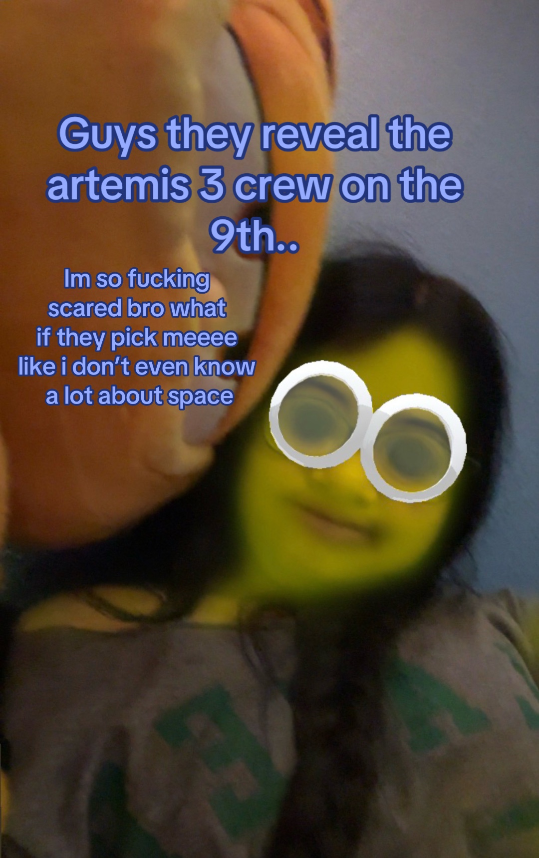 @˃̣̣̣̣̣̣︿˂̣̣̣̣̣̣