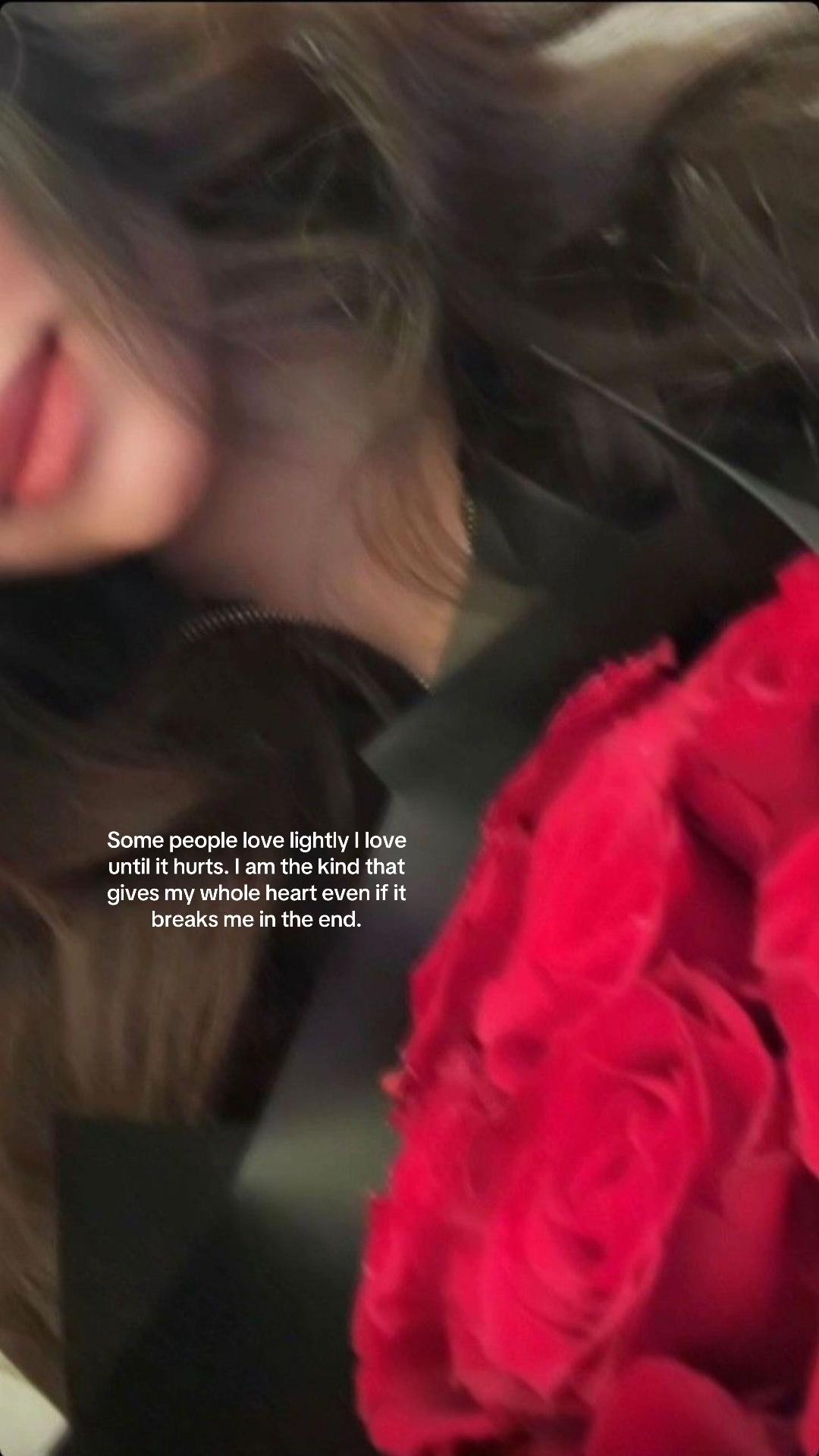 @Faryalᥫ᭡