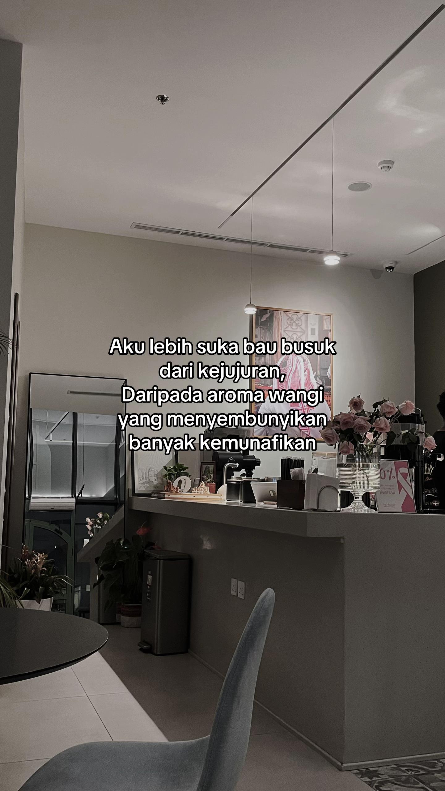 @𝐃𝐡𝐚🦋