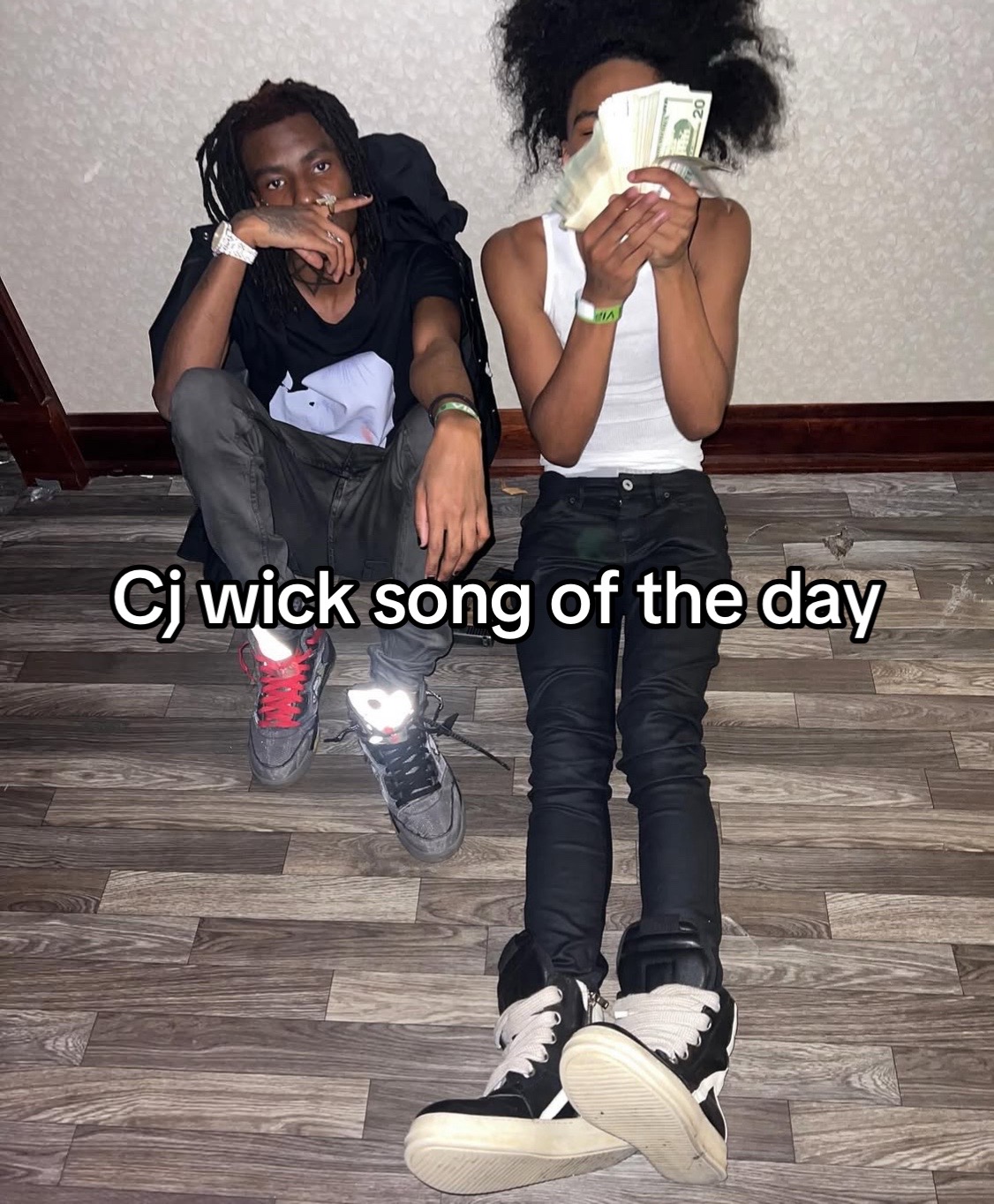 @Im just a music plug🔌