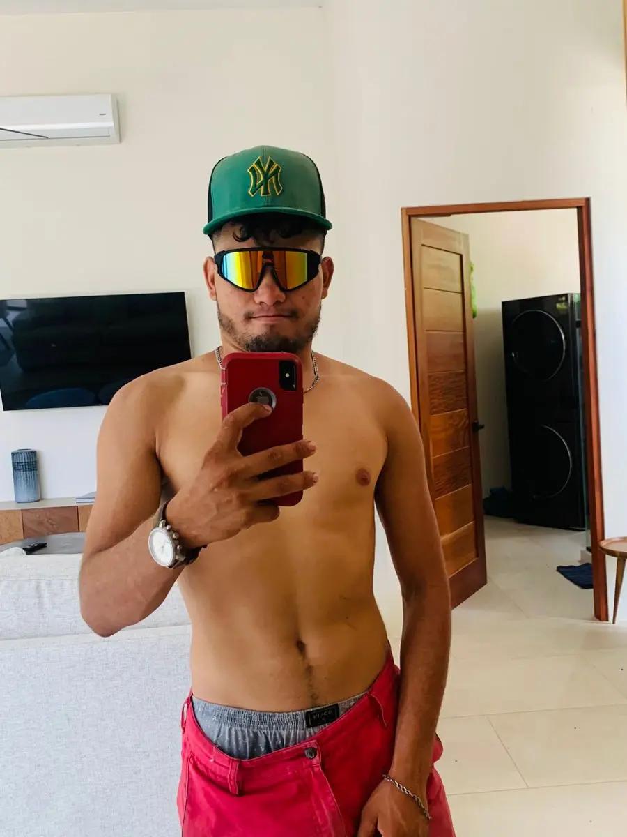 @Gabriel123