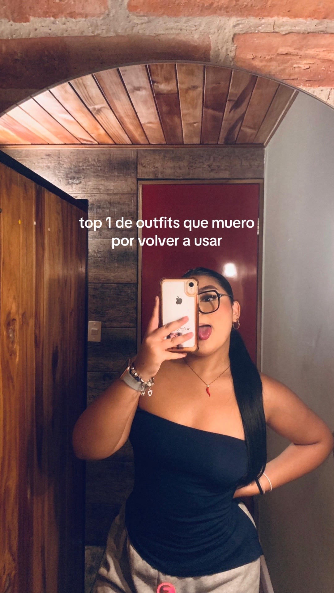 @Victoriaa