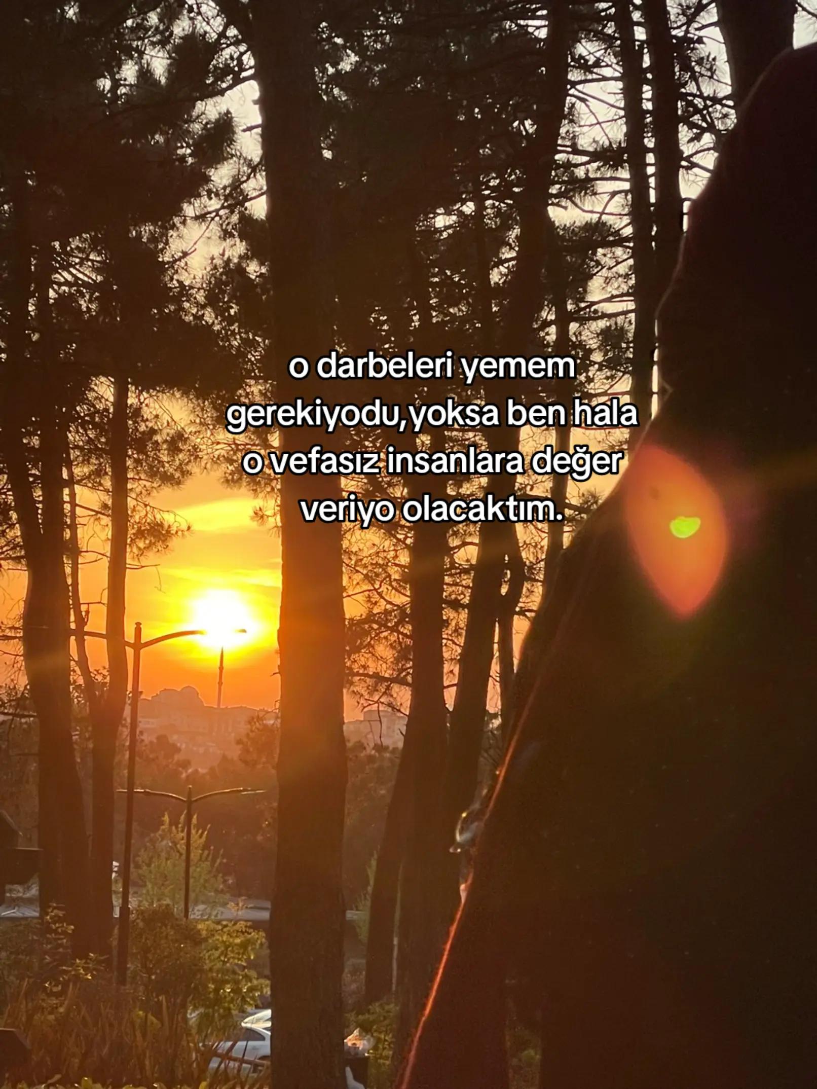 @🖤