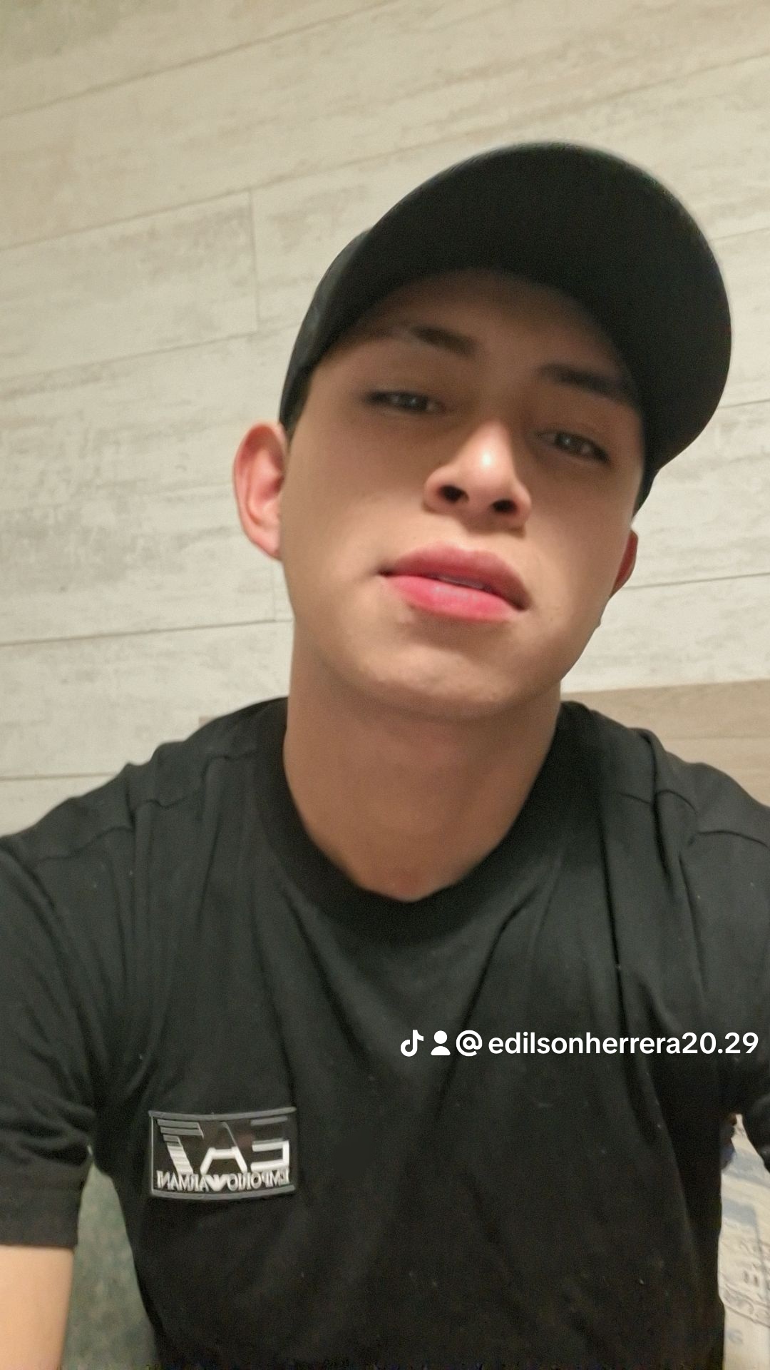 @Rolitas_Chidas  🎶 🦖