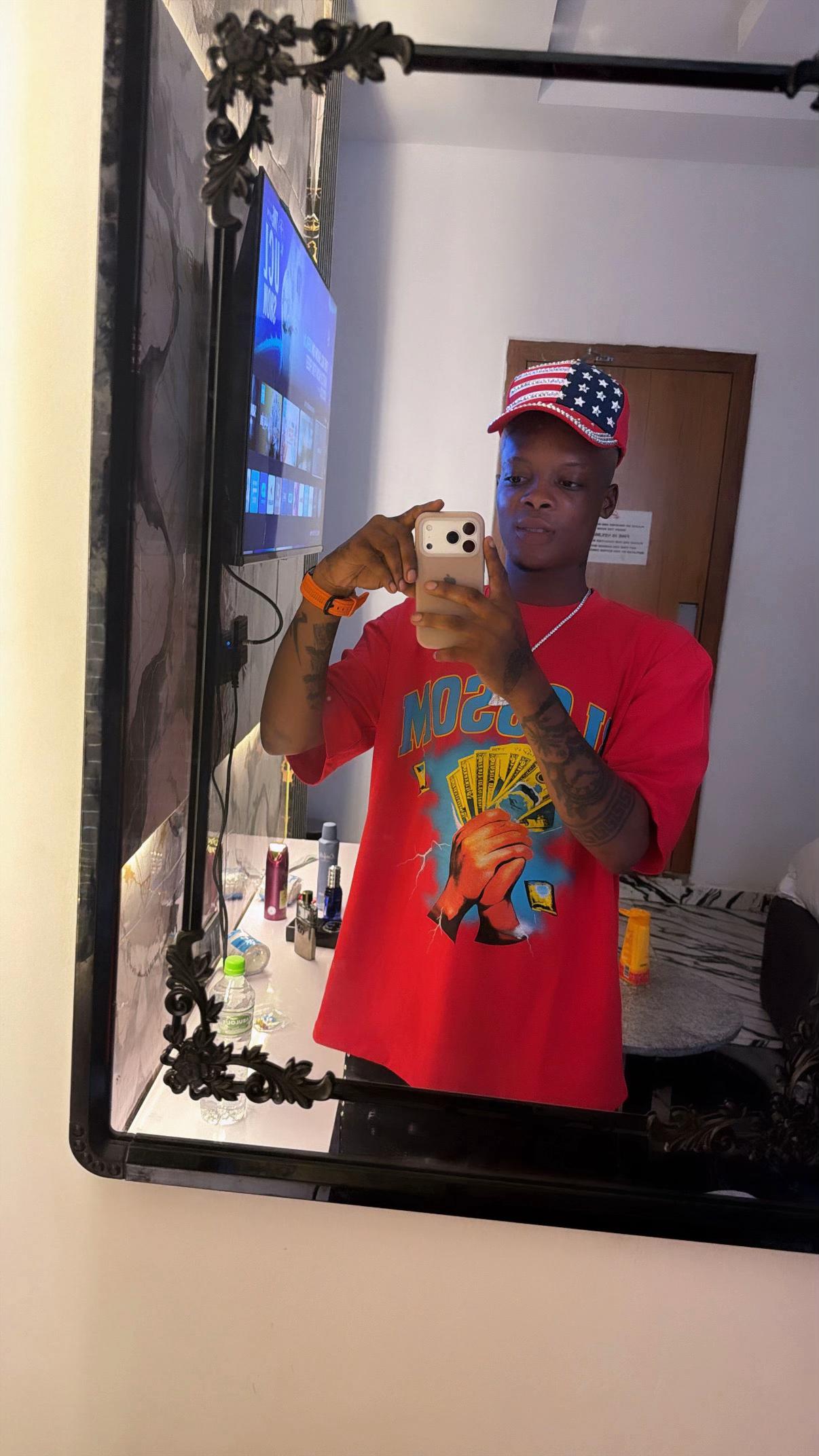 @WIZZY❤️🦅