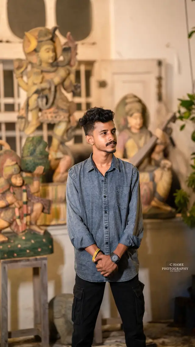 @Sangeeth &bull; සංගීත් &bull; சங்கீத் 🪐