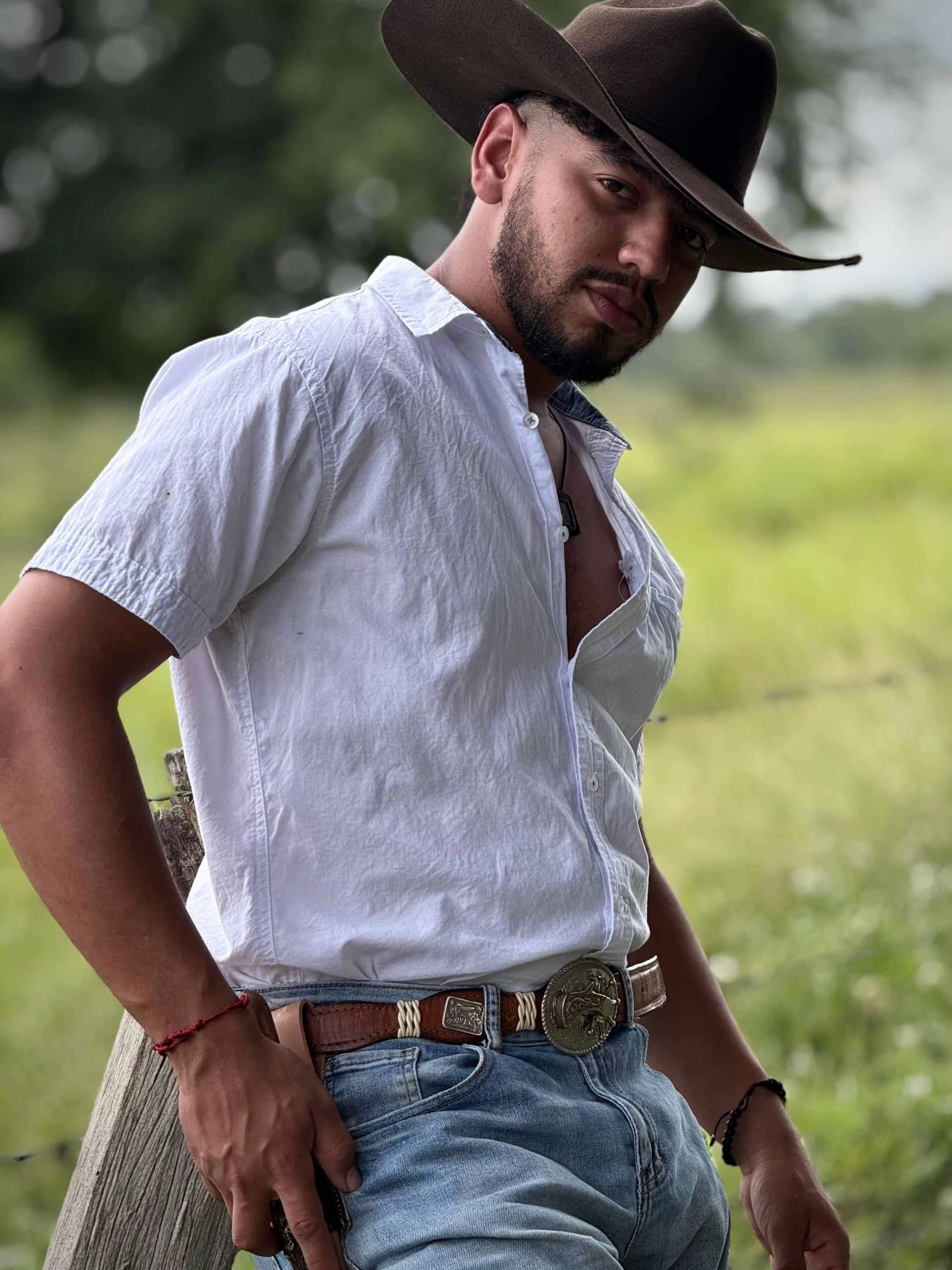 @Deiburgos15