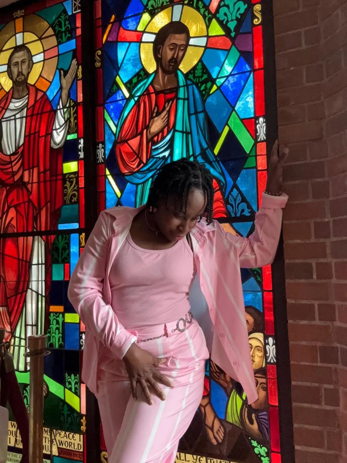 @Godblessqueen1