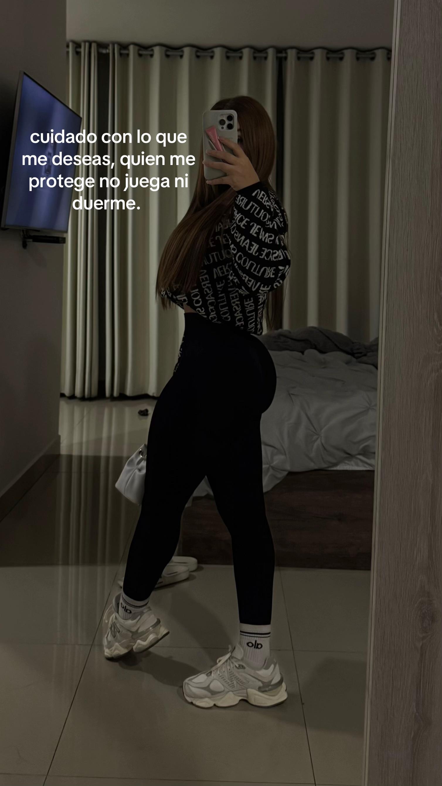 @๐๐
๐
