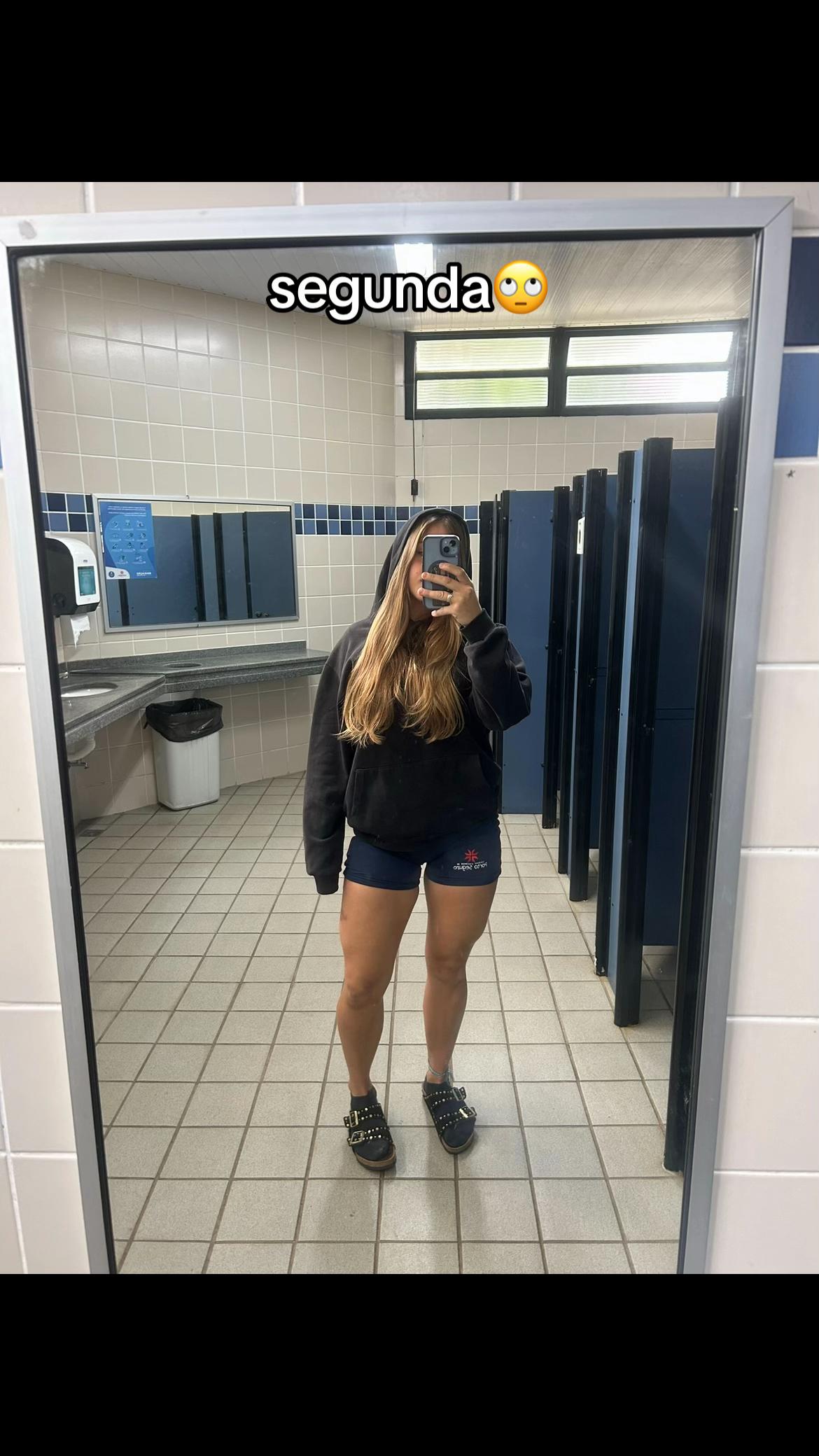 @SJ😜