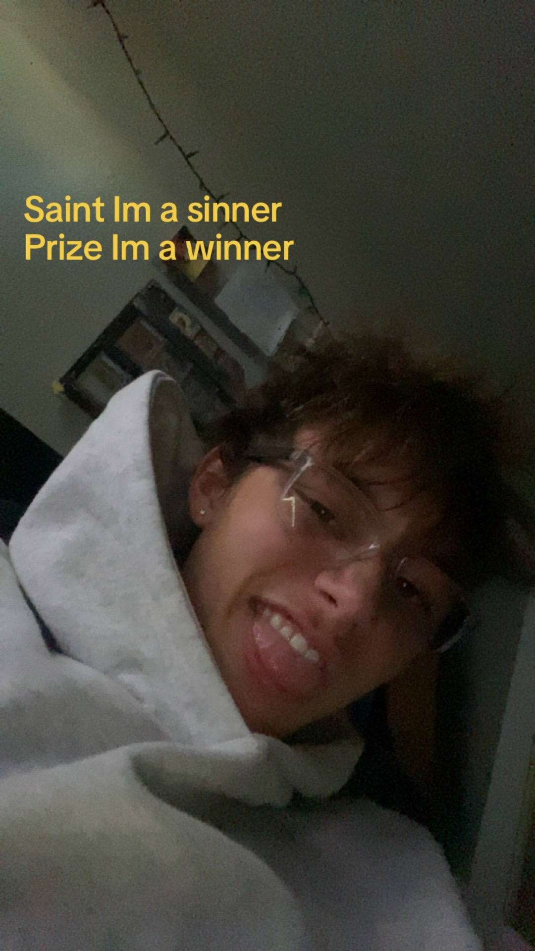 @uɾɥsɐɔ