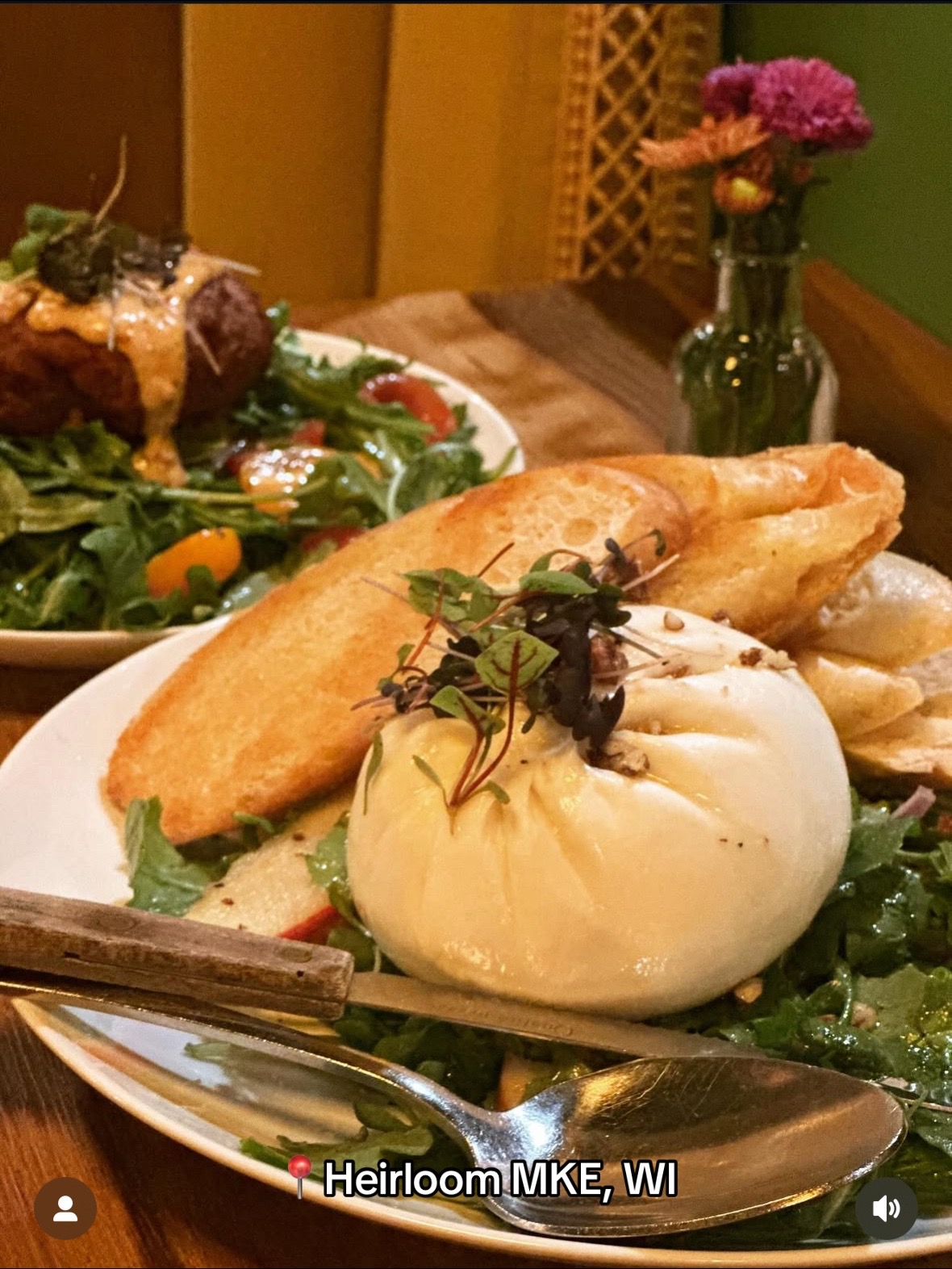 @Onoahu | Foodie Traveler