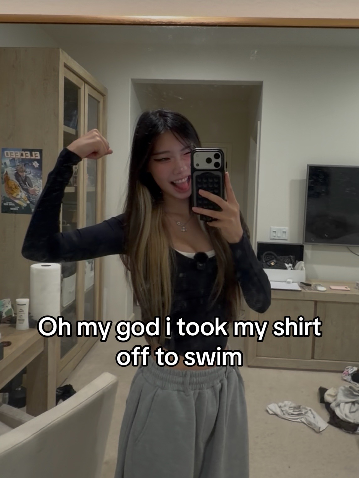 @adri_323_