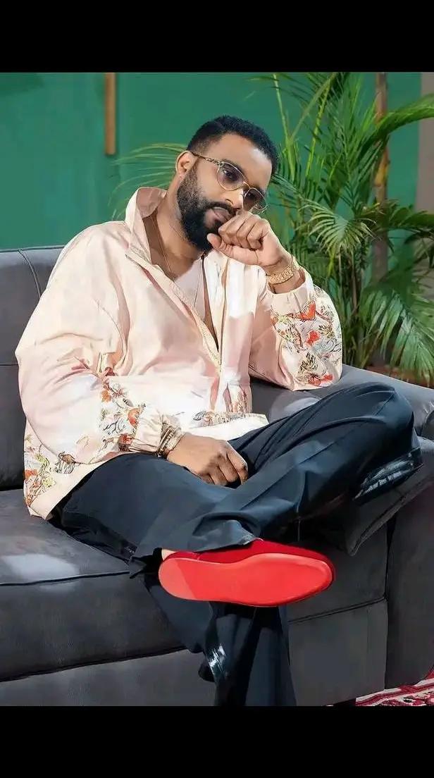 @FALLY_IPUPA_01