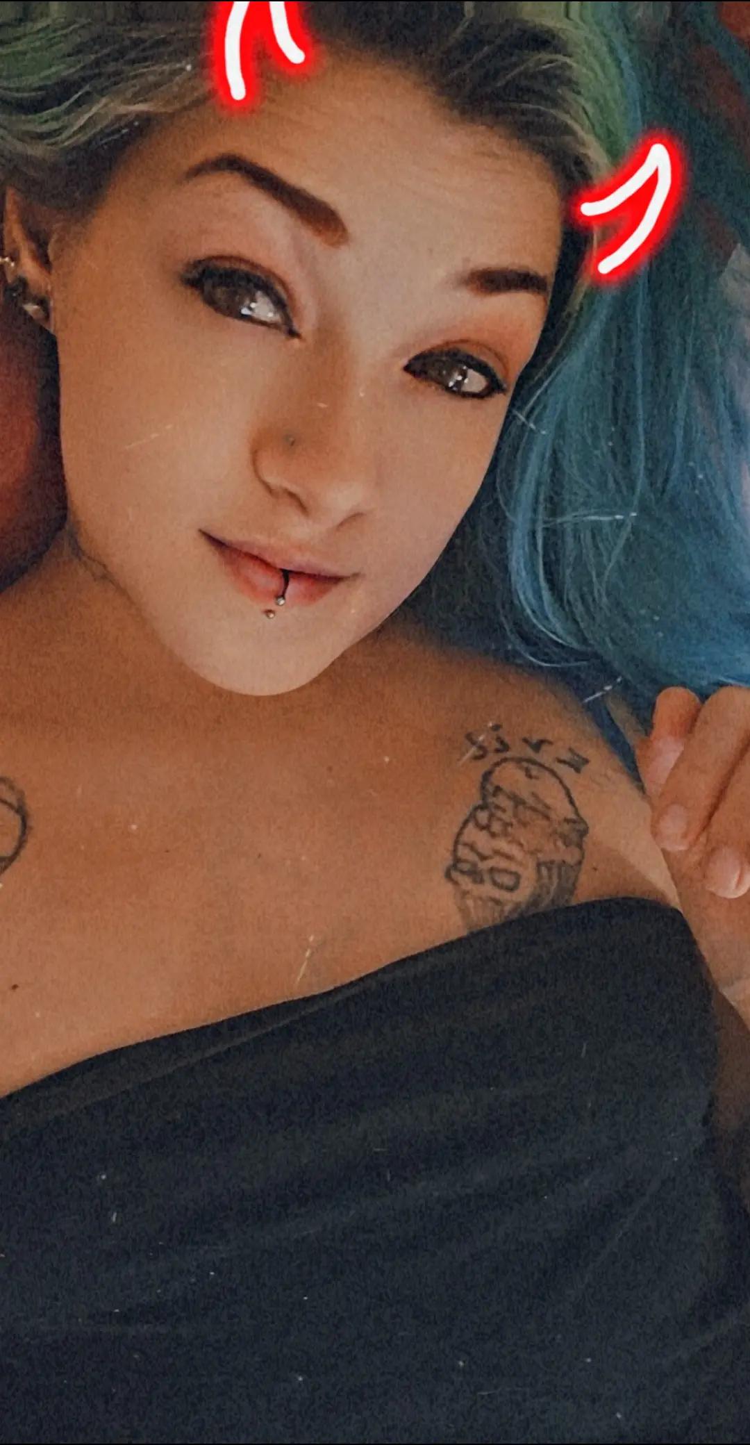 @KIMBERLEELOMA🖤💋