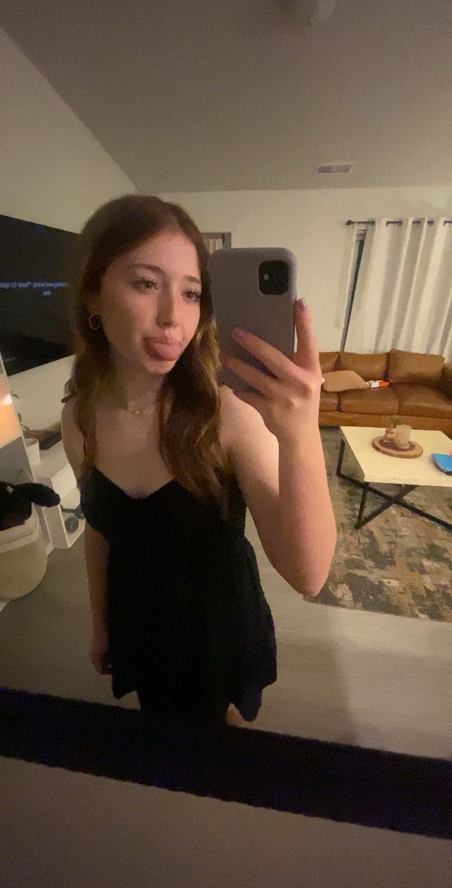 @🥂da