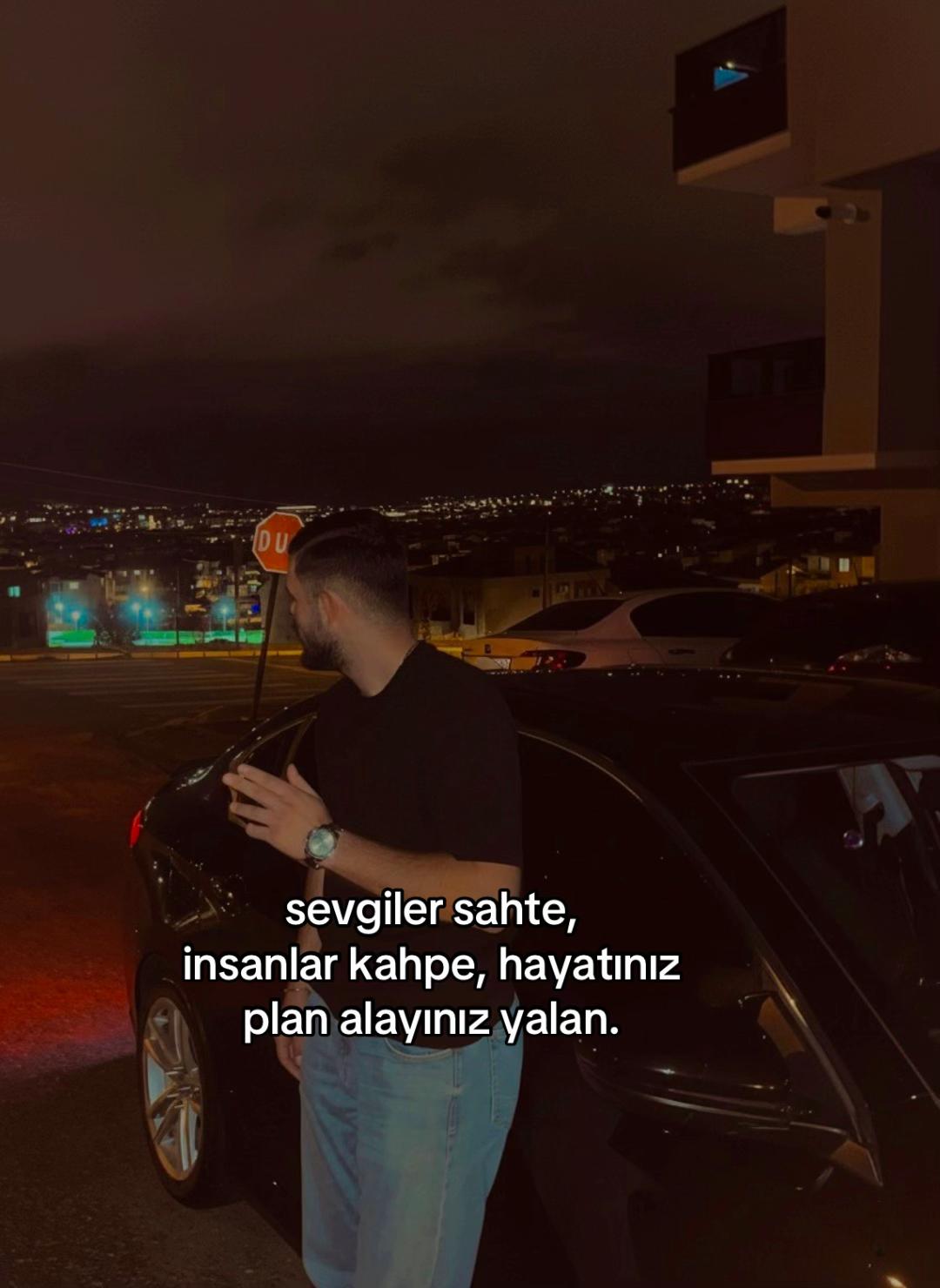 @• ⚜️ 𝓘𝓼𝓶𝓪𝓲𝓵 ⚜️ 🪳