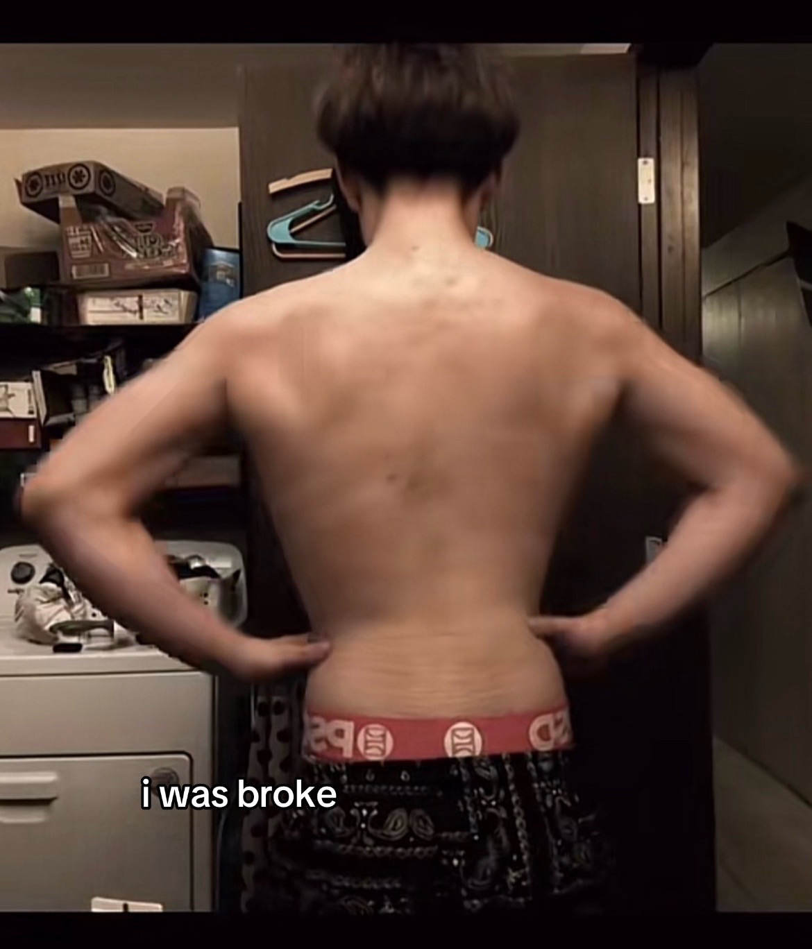 @Dy