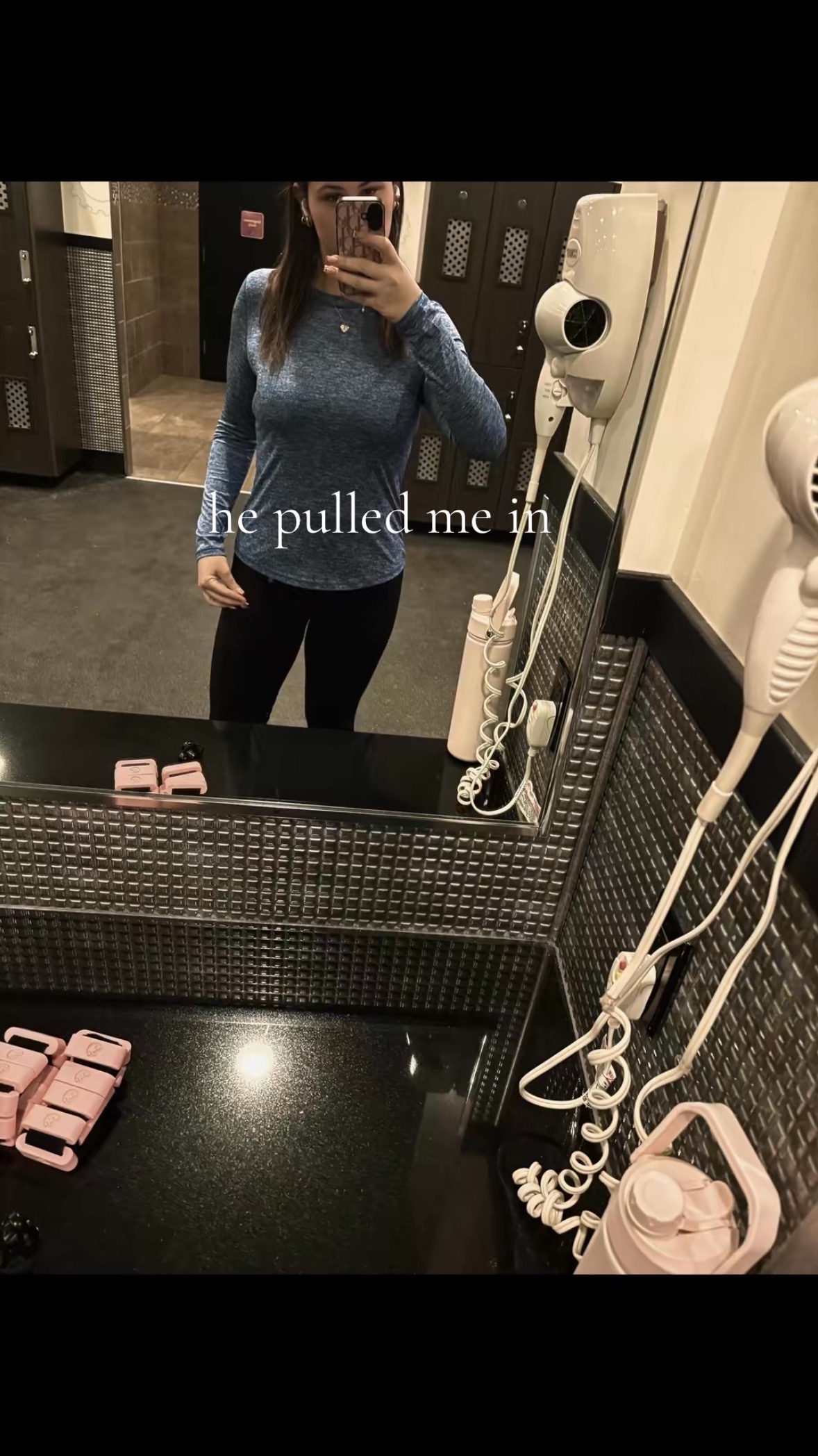 @user493929460