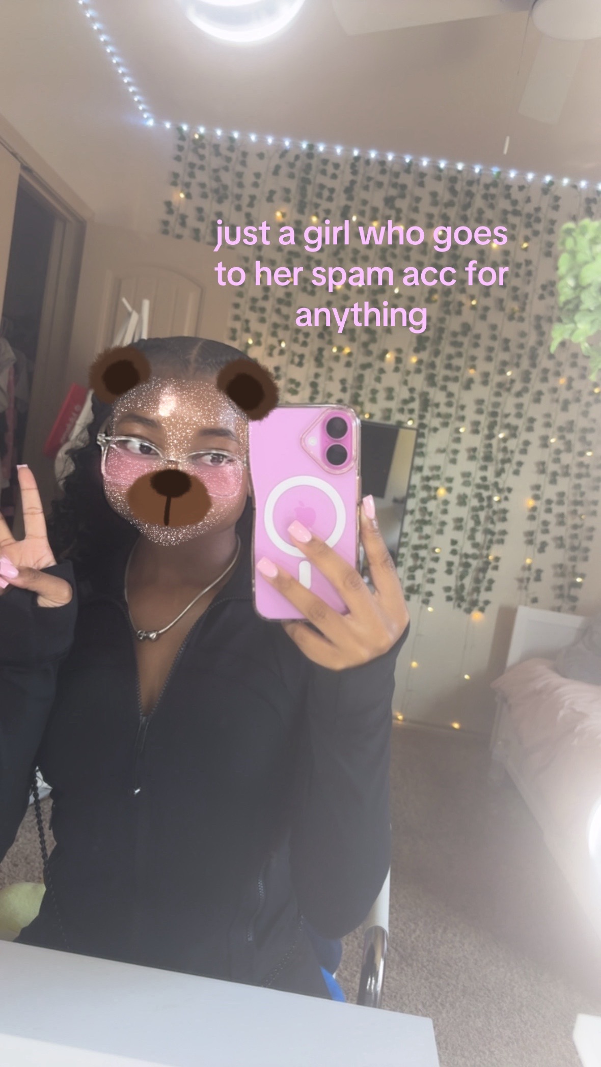 @⃟