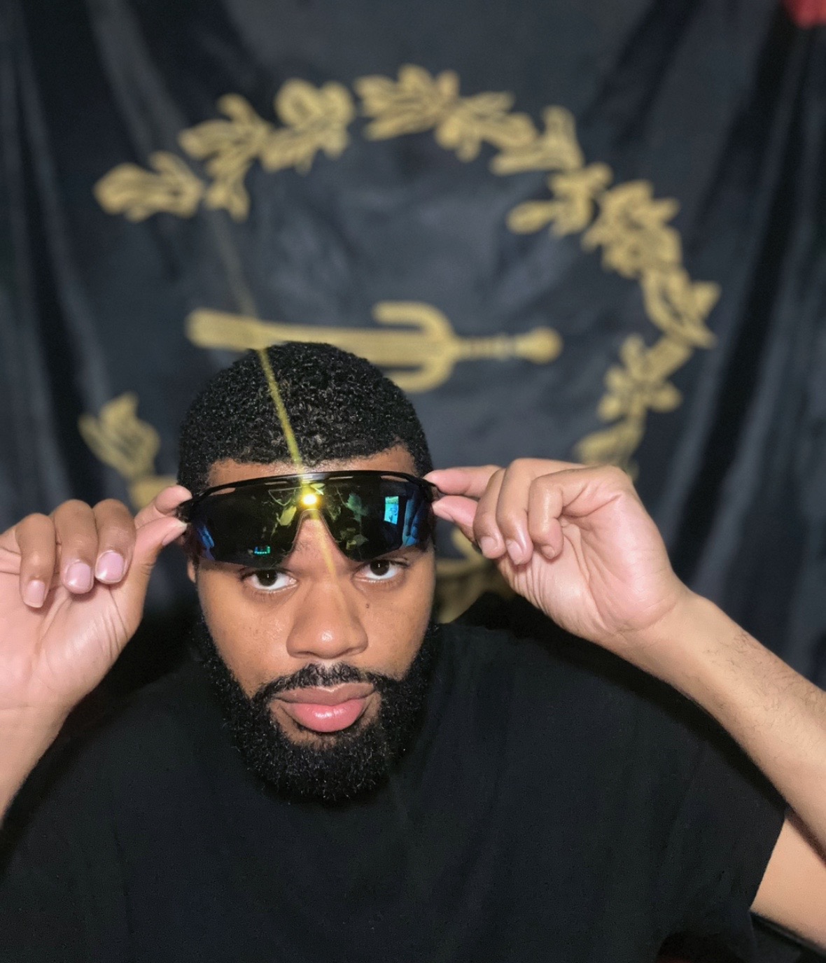 @Alfonzo J Jones ❤️🔱🖤 🇺🇸