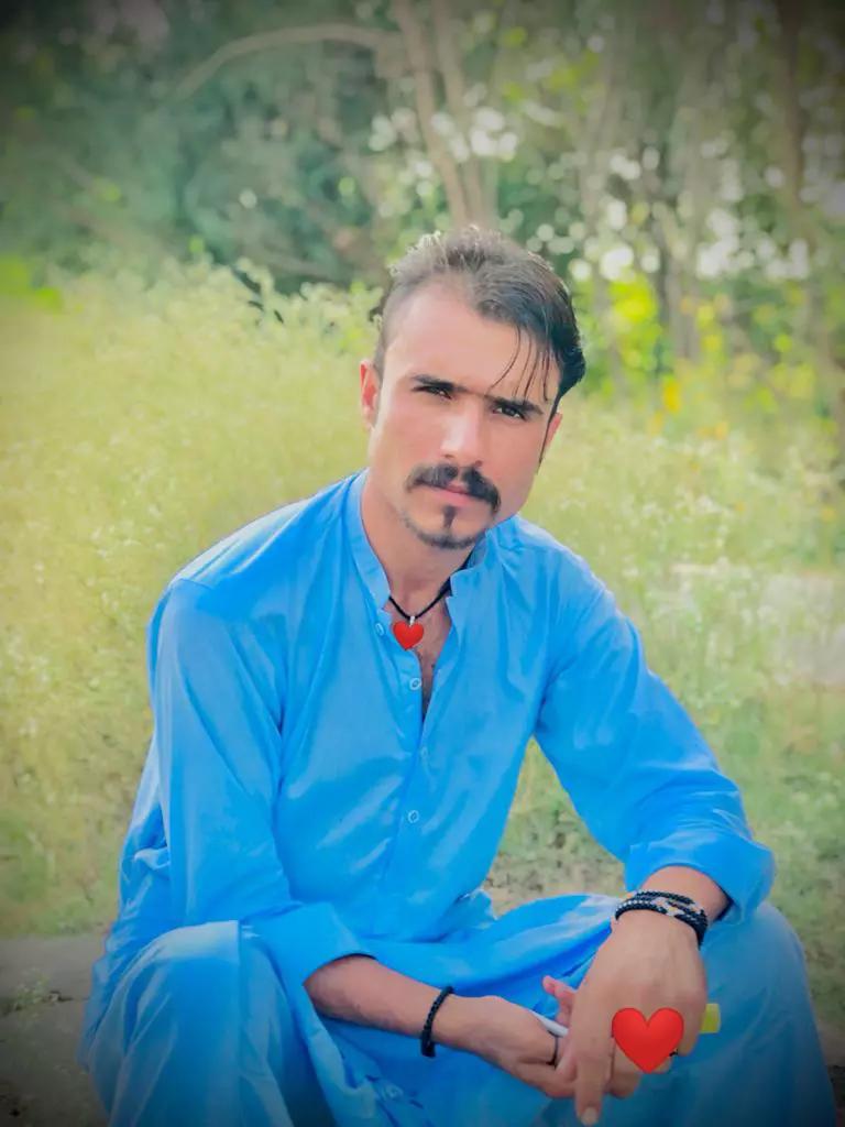 @moshen khan _m_m