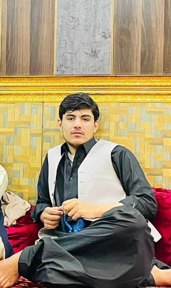 @HAJi🥀KHAN👑