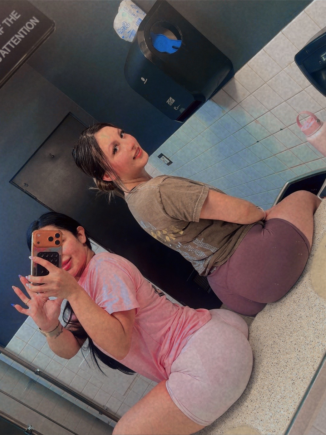 @Andreita🔓🧿✨💫