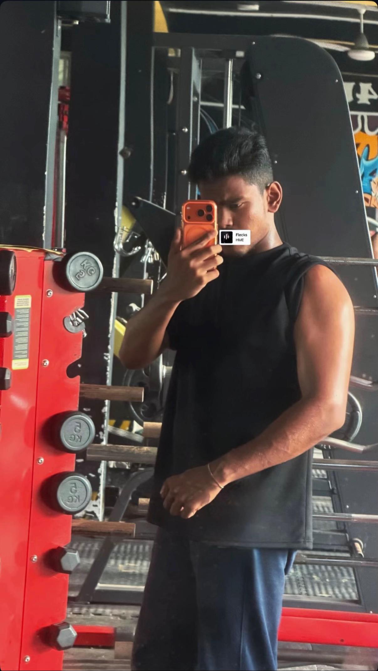 @𝐋ιтнιкα__🦅💸