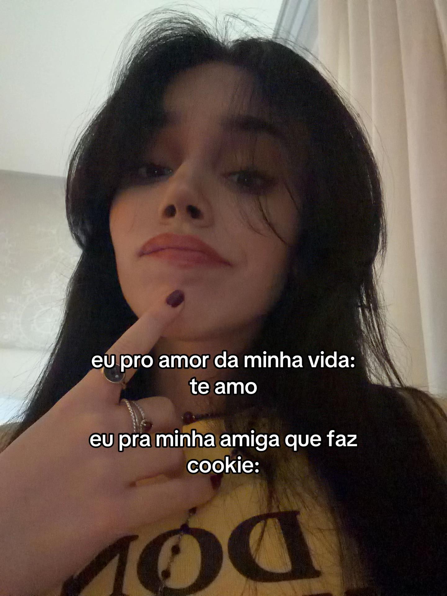 @Cat Dantas