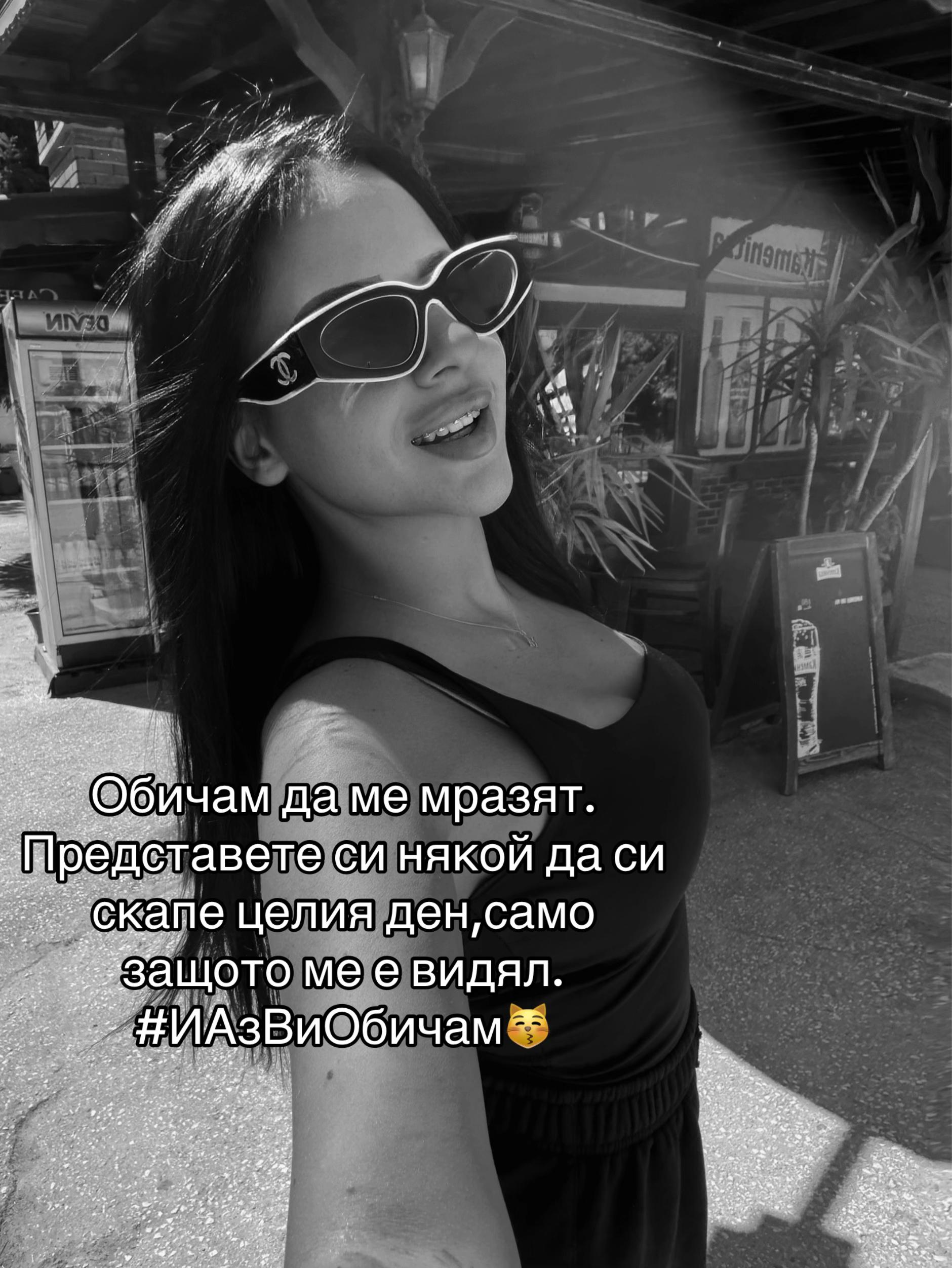 @LorelaiM