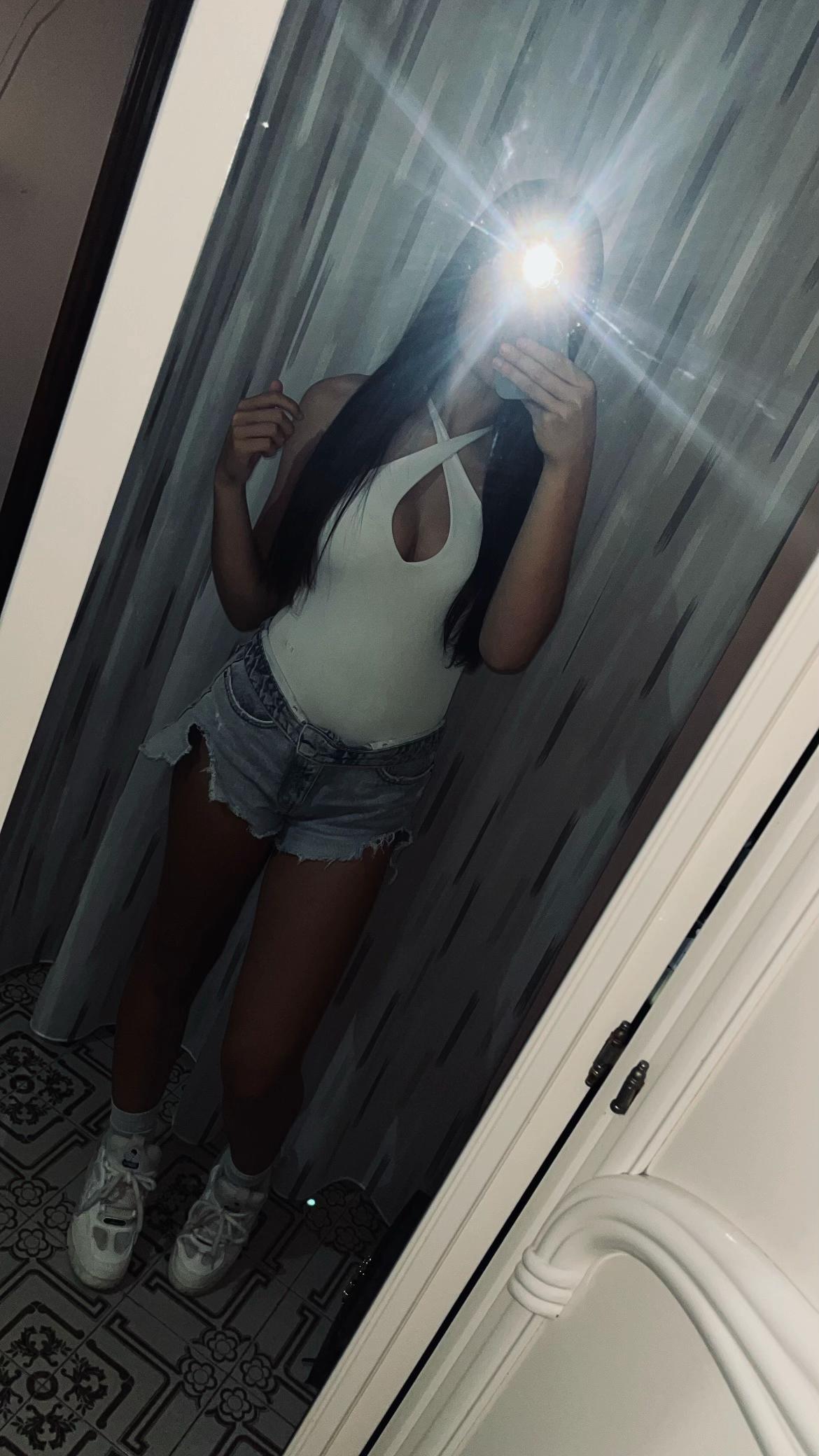 @𝐳𝐨𝐞