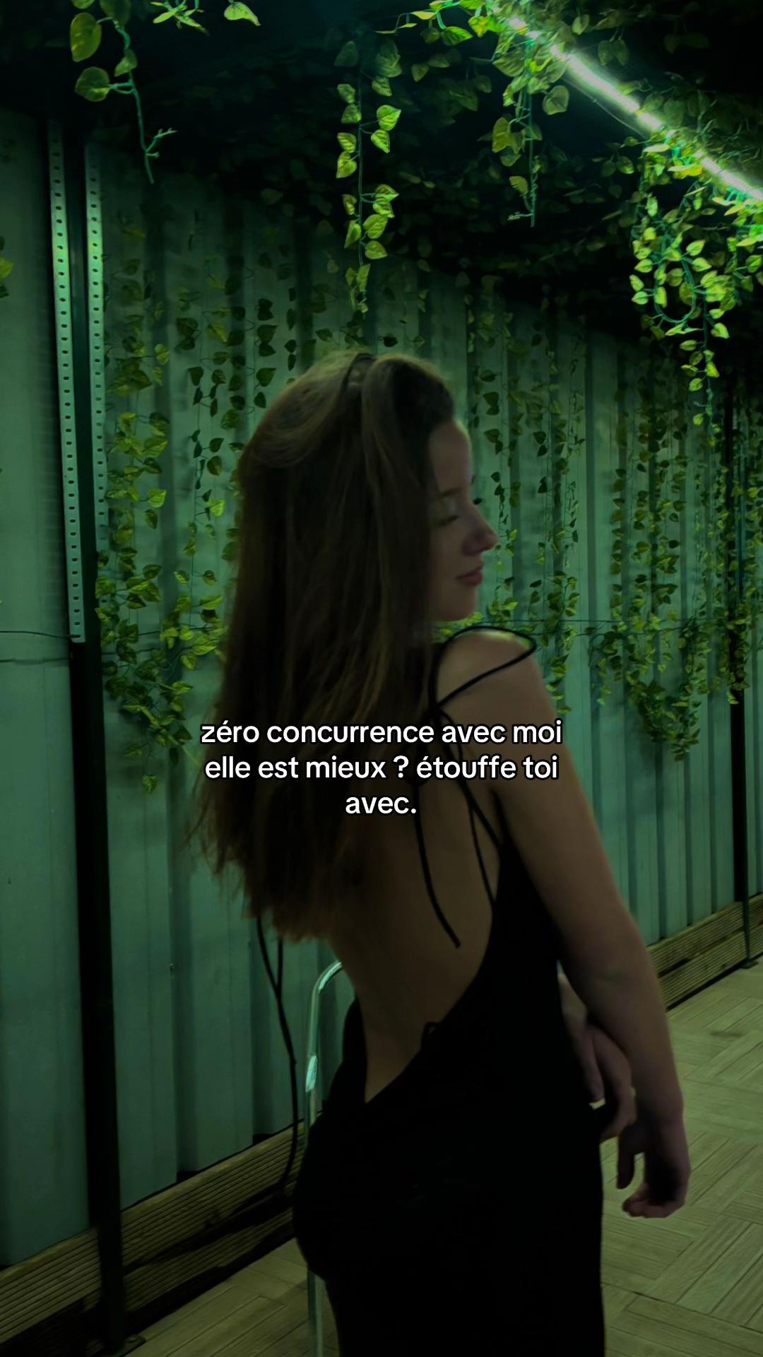 @𝑦𝑢𝑛𝑎