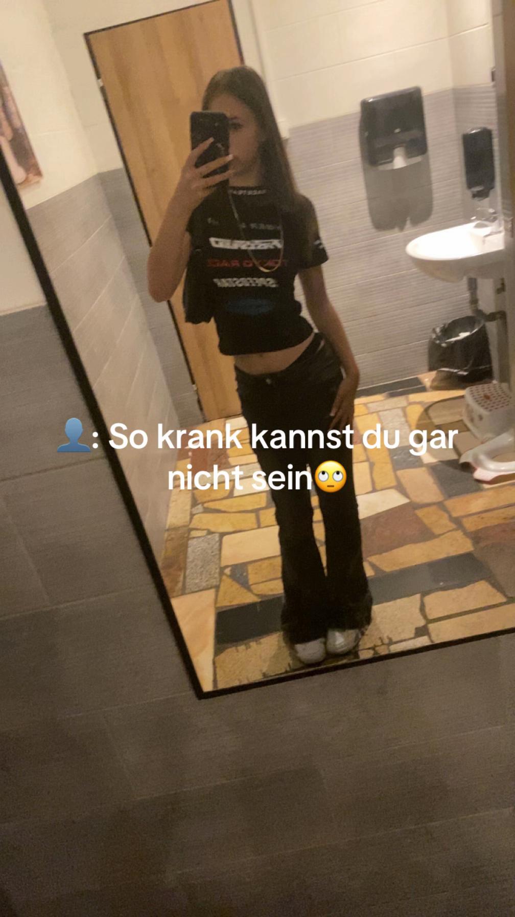 @Elisa