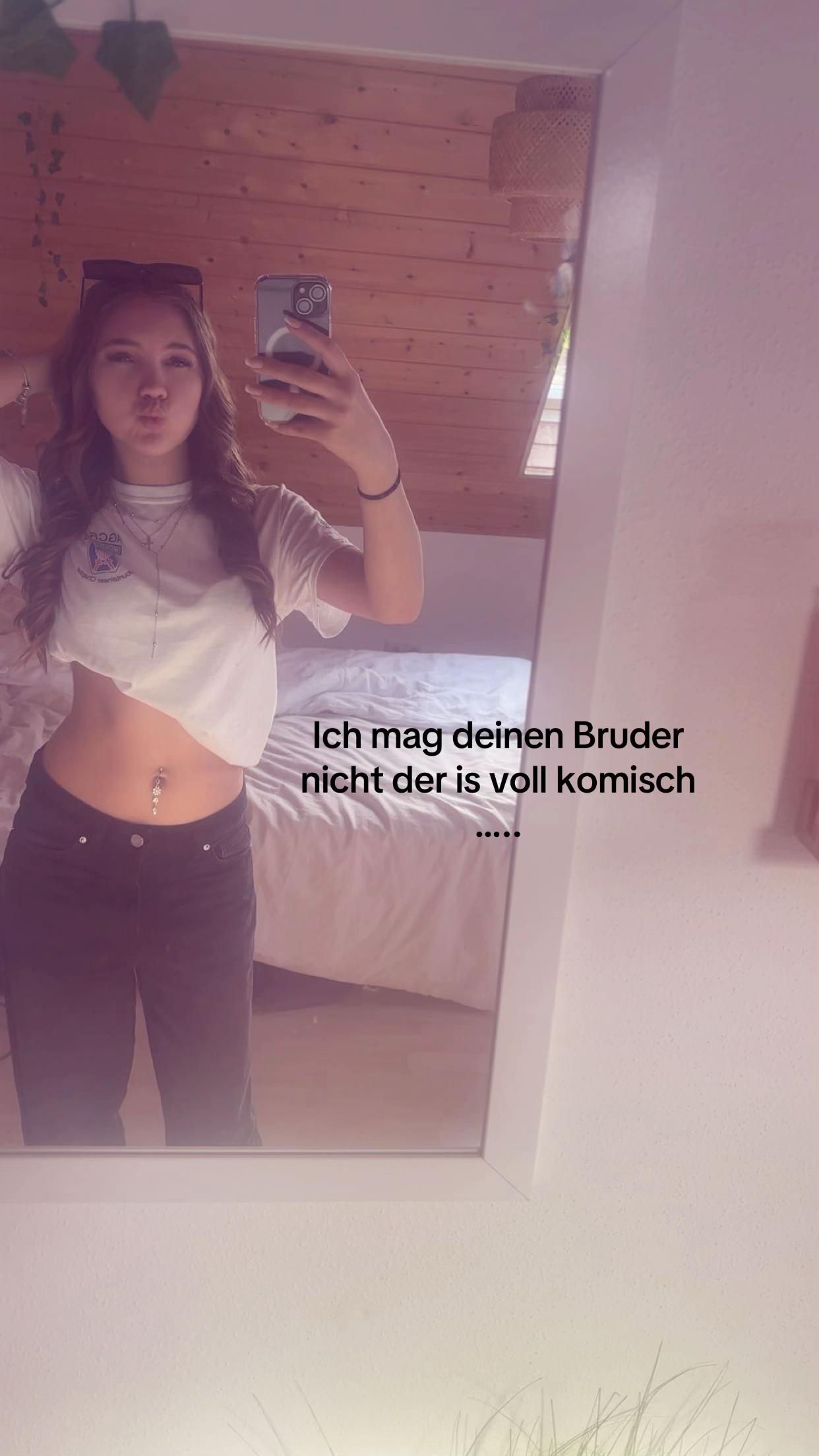 @mia_j883
