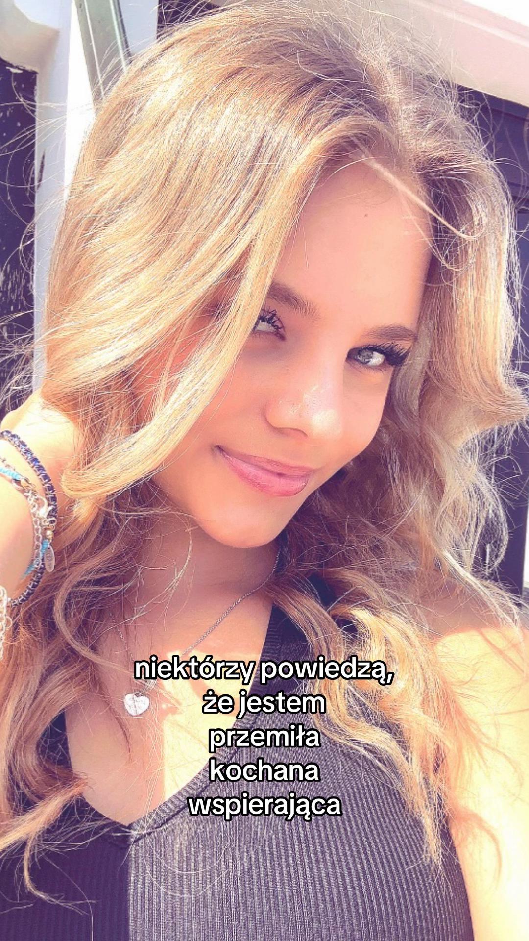 @𝑨𝒎𝒆𝒍𝒌𝒂 💗