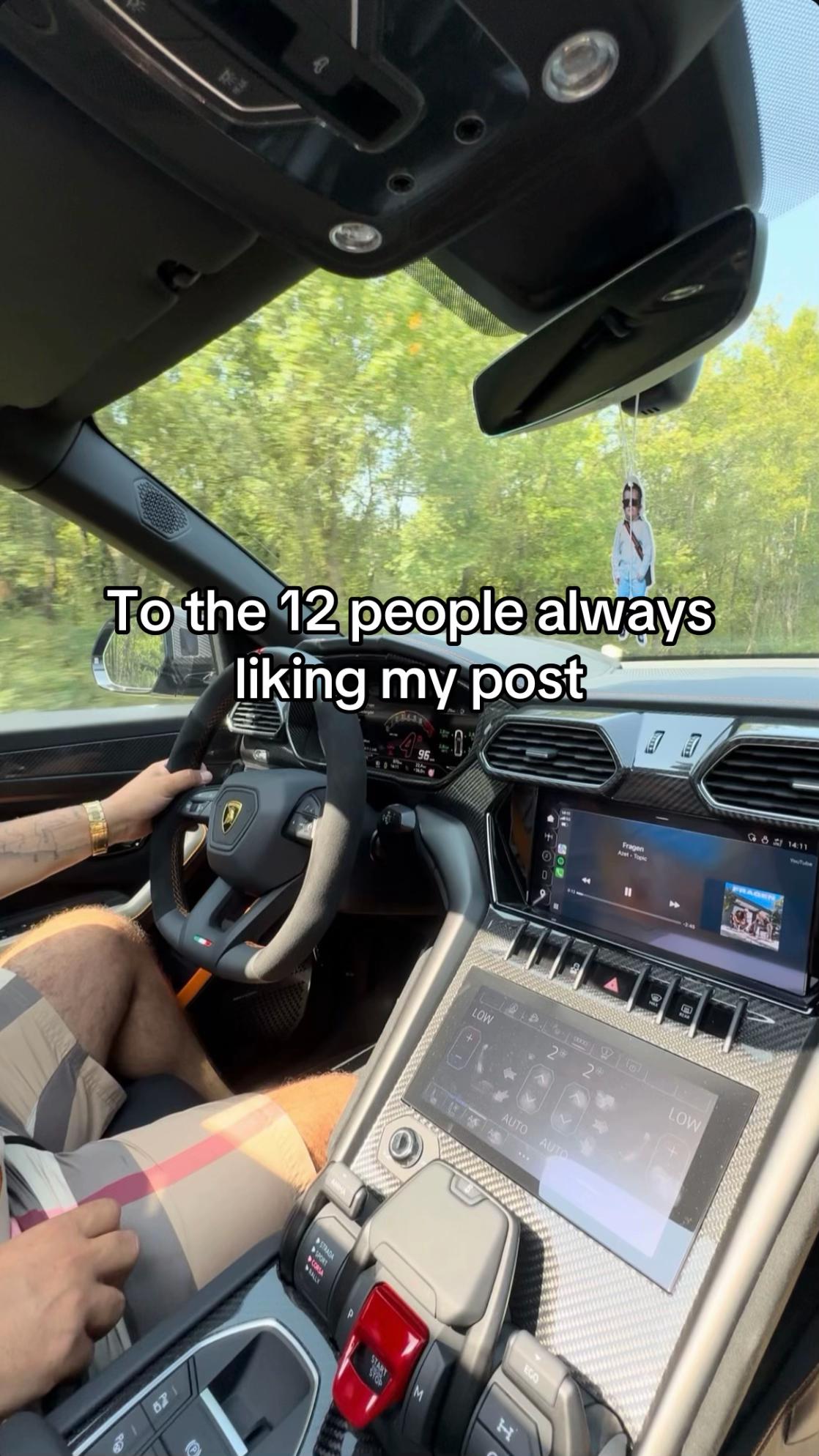 @Dezou