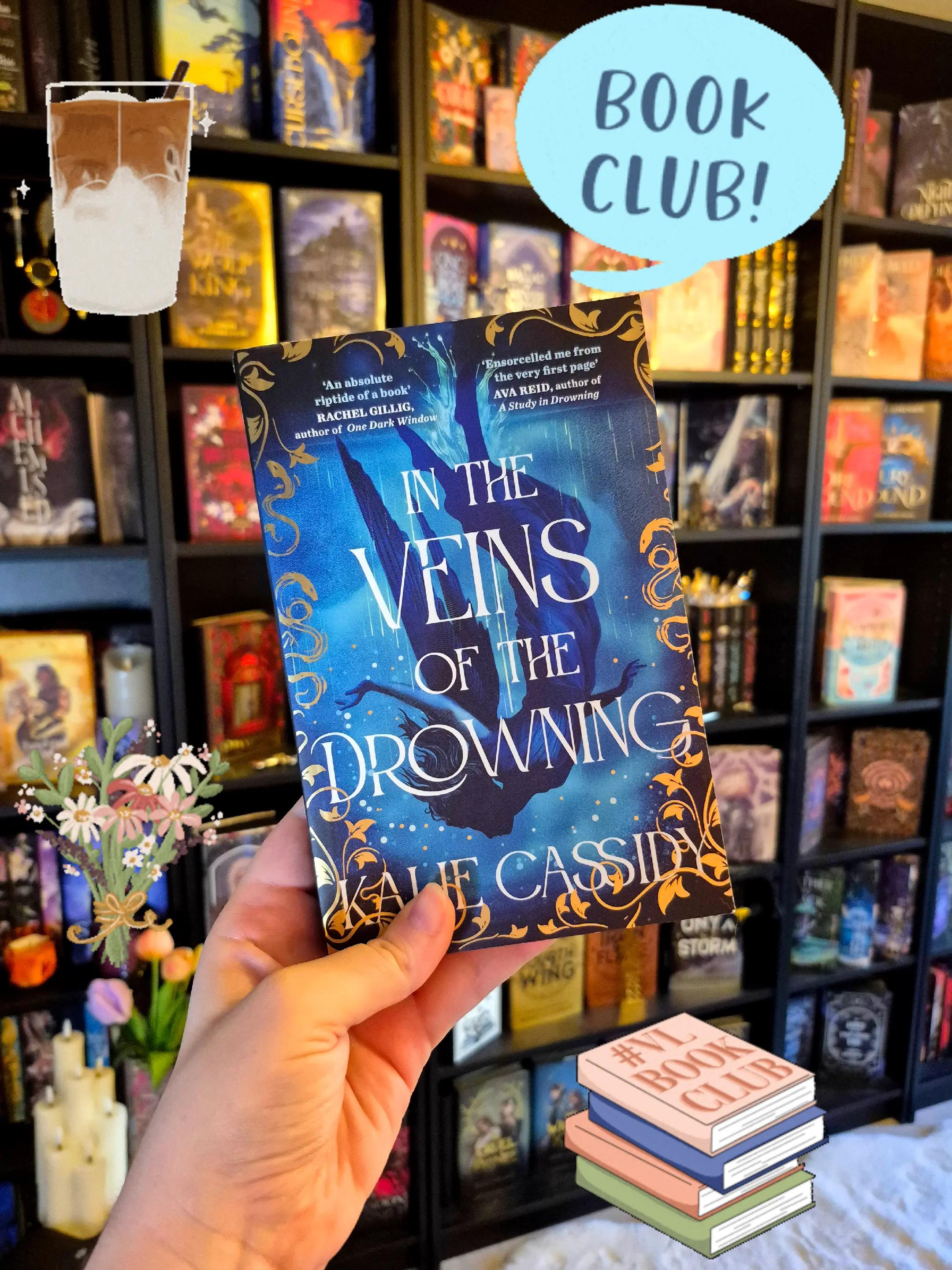 @ShadowedMoon_Sarah📚✨️