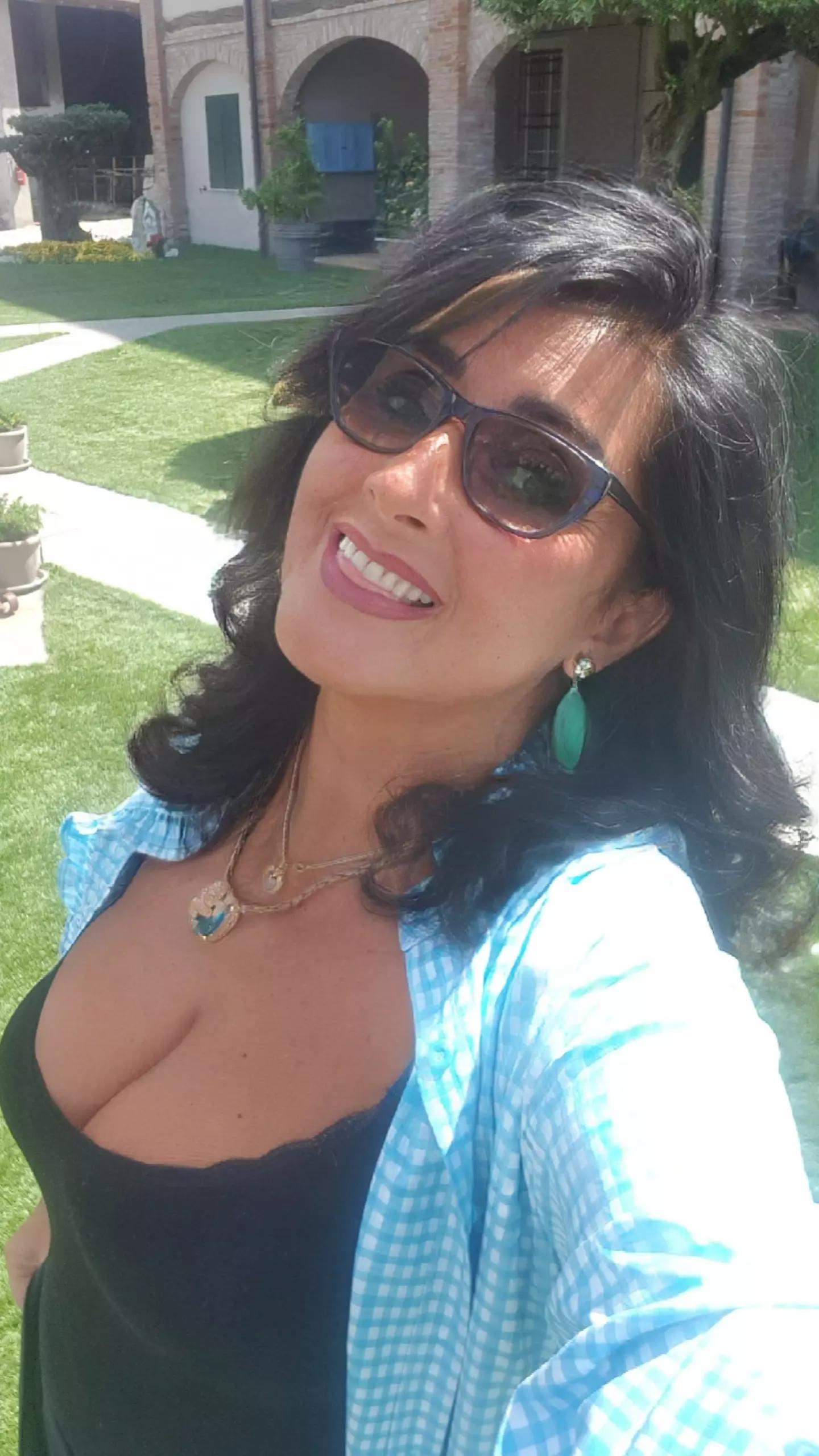 @Rosaria_L