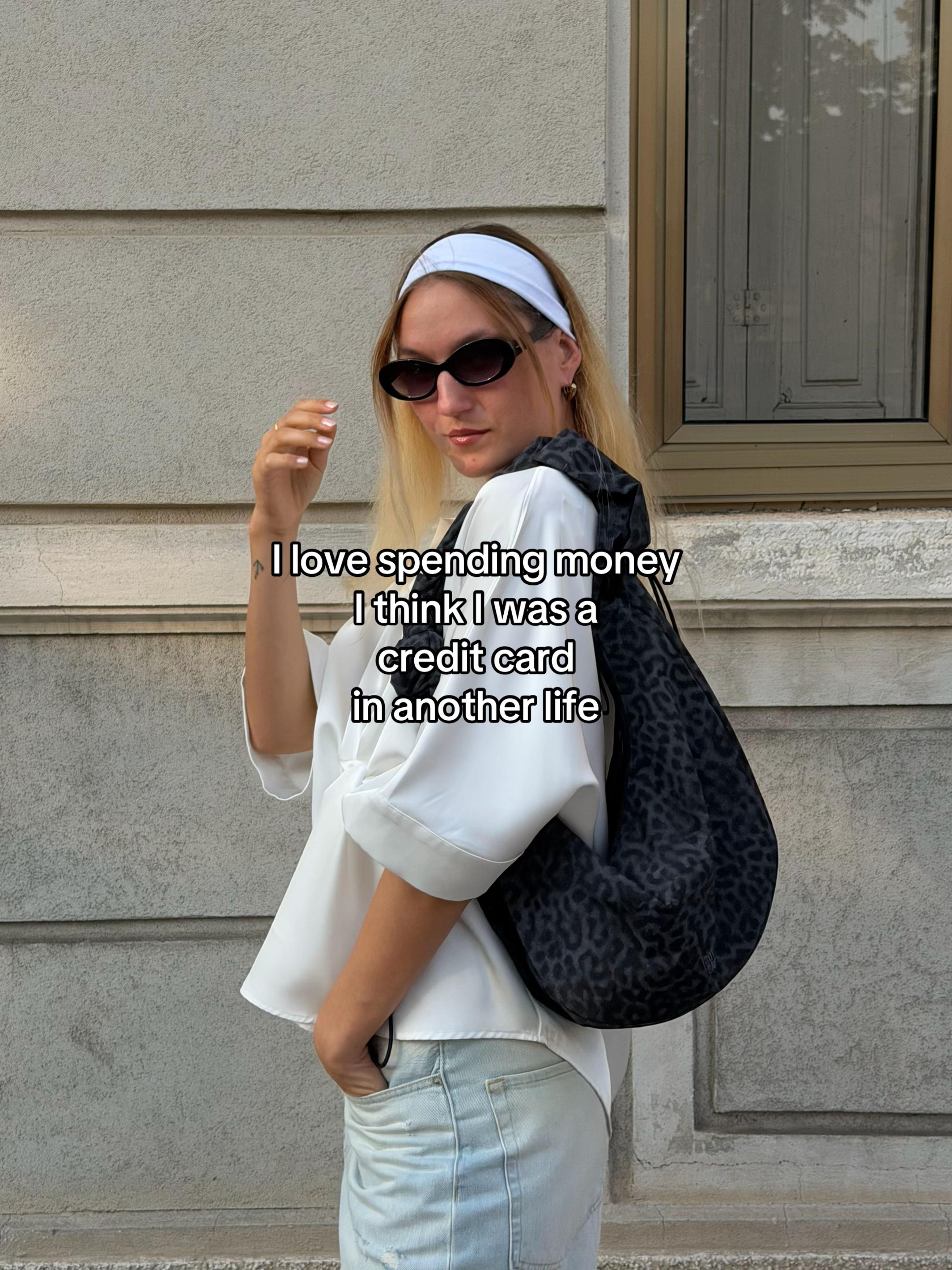 @Elena I content creator