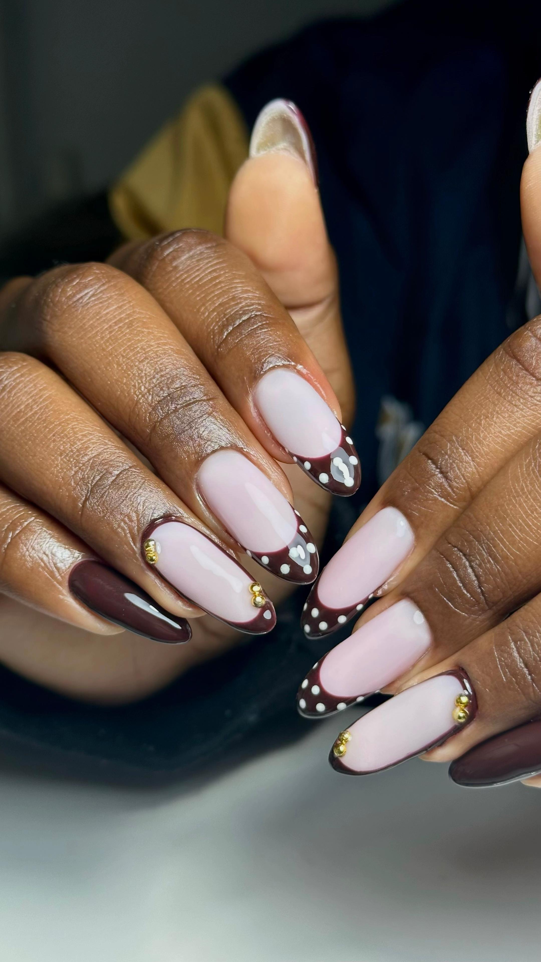 @nailsbymoosh