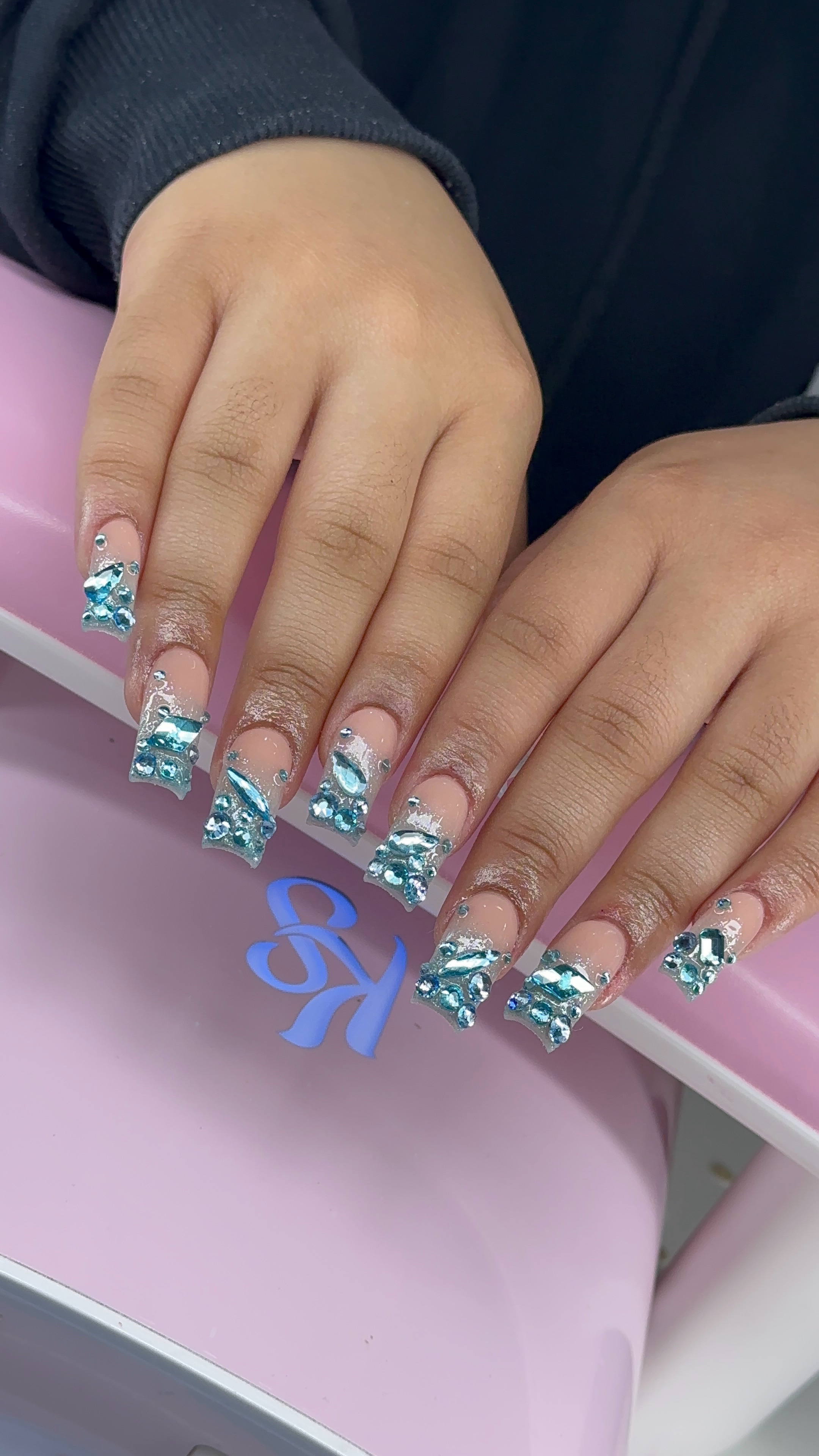 @TheNailR00m