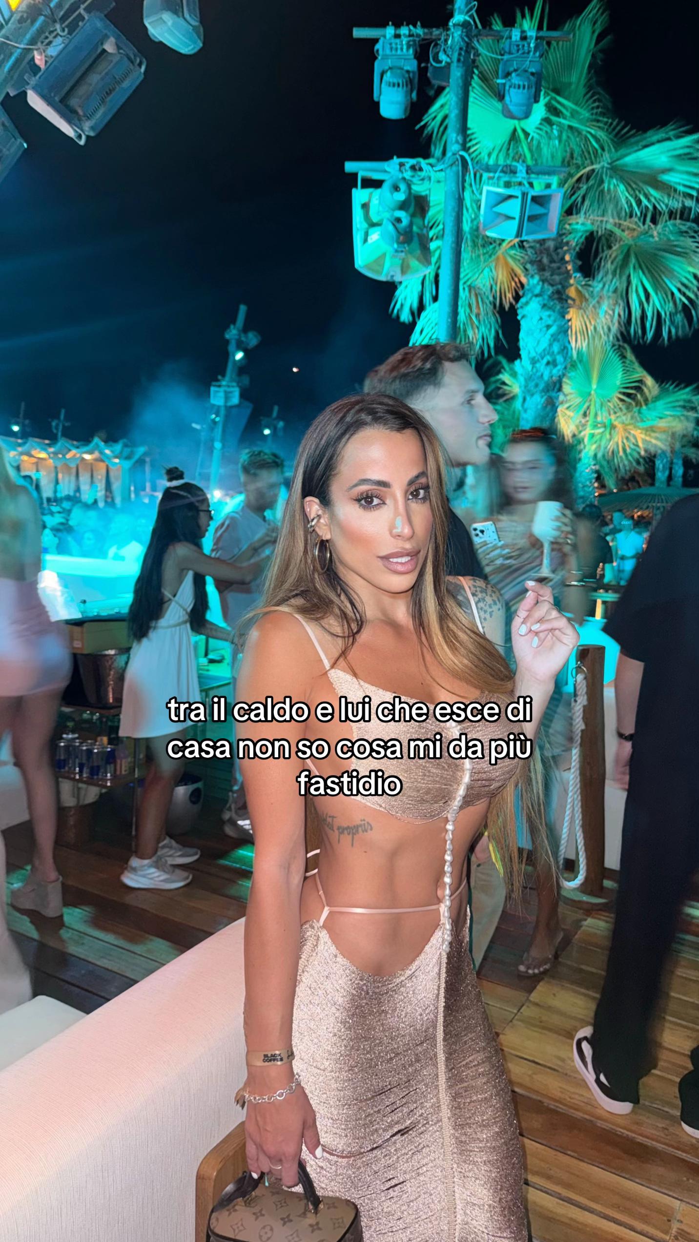 @S👑