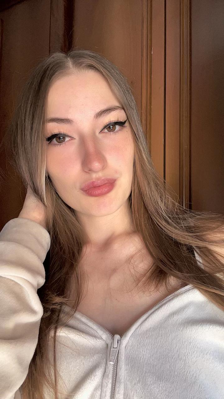 @coriinnneeee