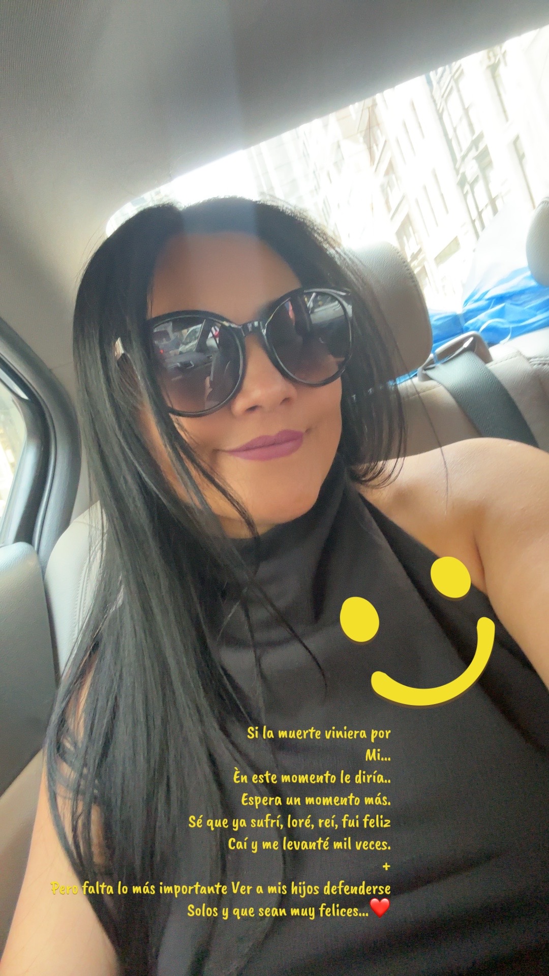 @YulissaOnLive