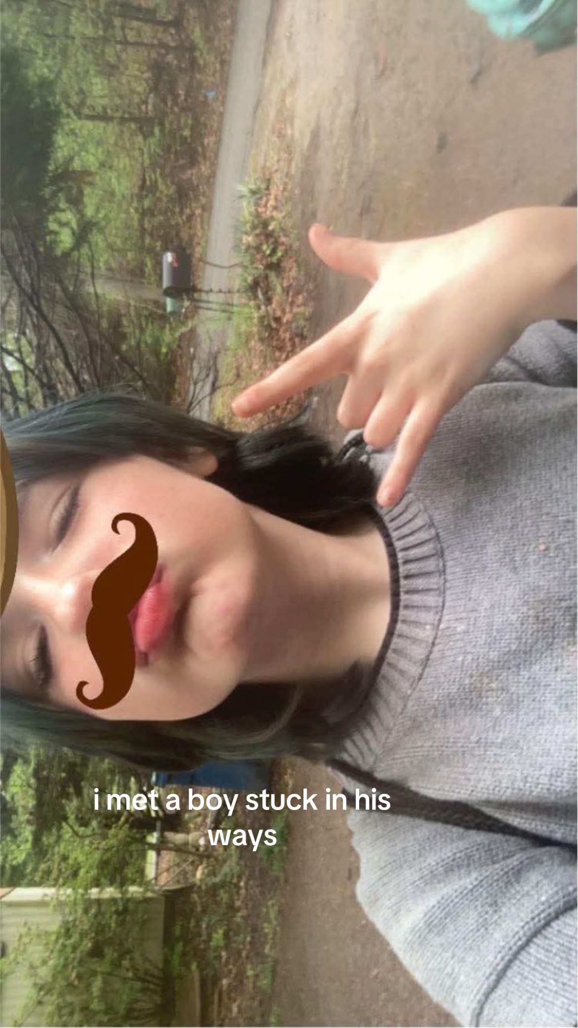 @𝓴𝓱𝓵𝓸 𝓴𝓱𝓵𝓸.