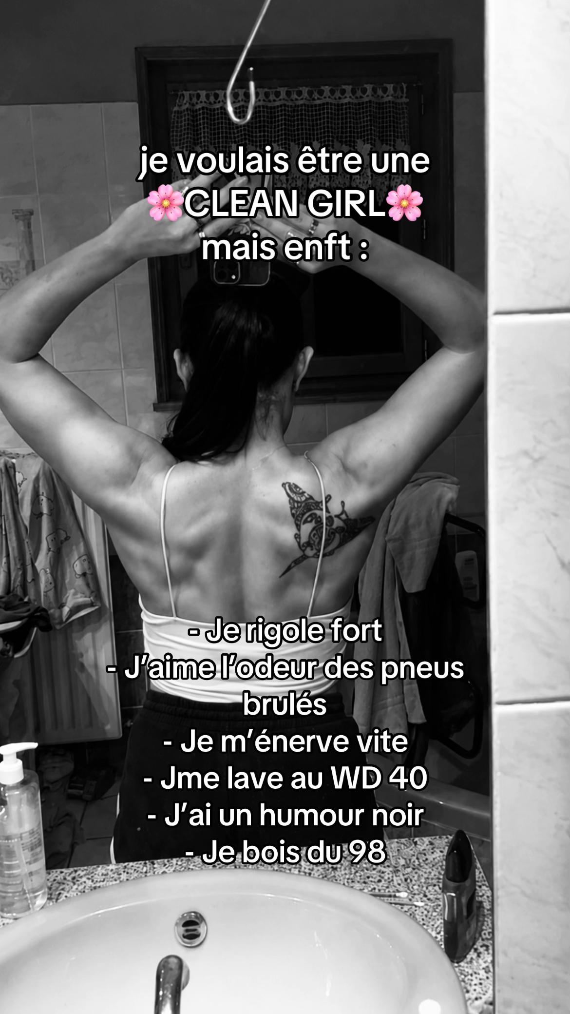 @zazaxaumax