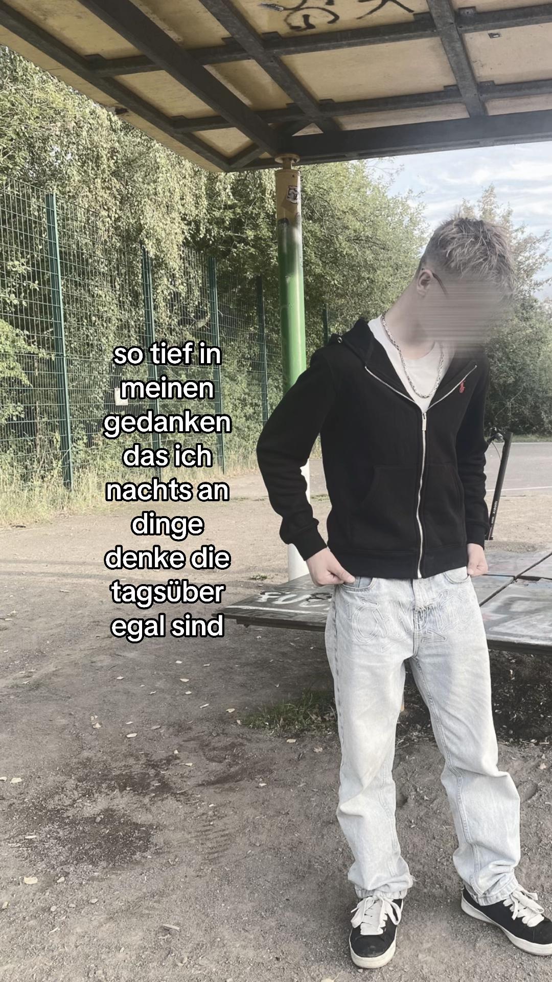@️