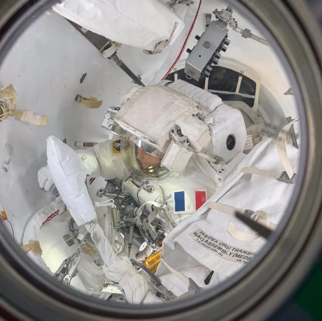 @astro_iss